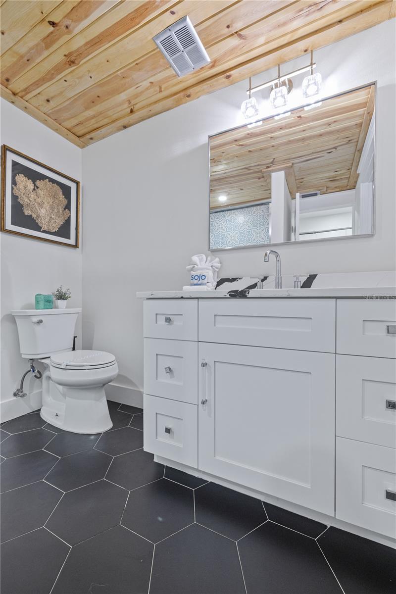 228 GLADIOLUS ST, ANNA MARIA, FL, 34216