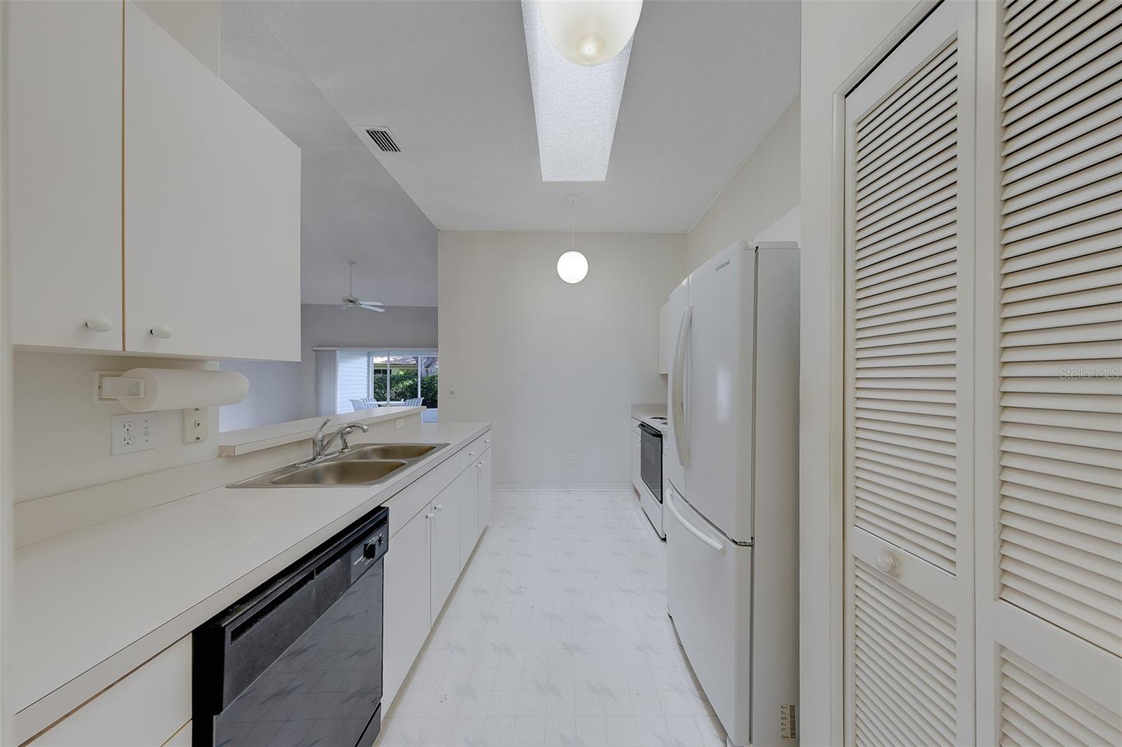 2441 NEW HAVEN CIR #58, SUN CITY CENTER, FL, 33573