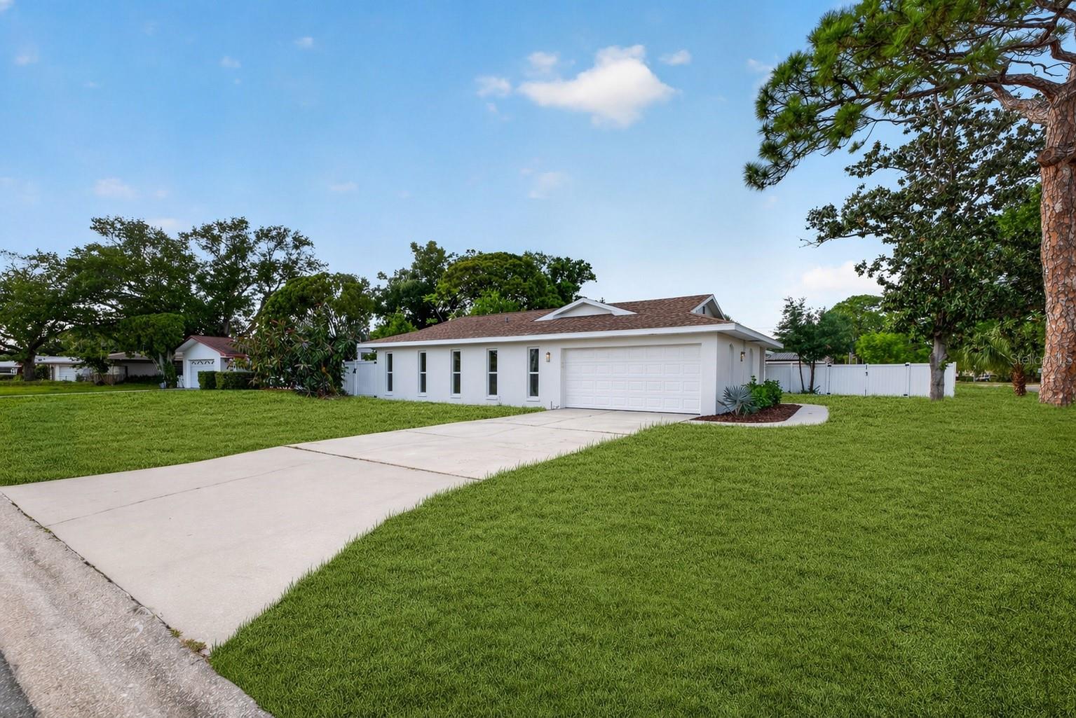 6649 PINELLAS POINT DR S, ST PETERSBURG, FL, 33712