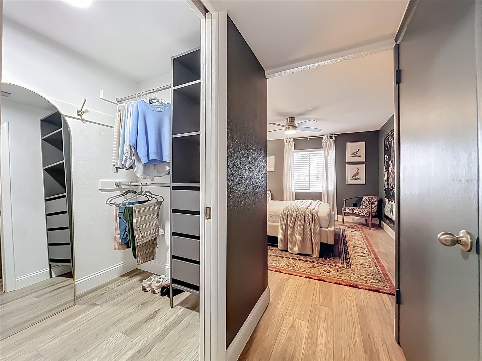 1100 DELANEY AVE #F106, ORLANDO, FL, 32806