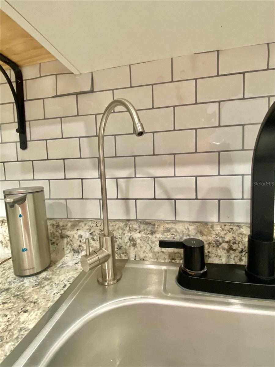 1100 DELANEY AVE #F106, ORLANDO, FL, 32806