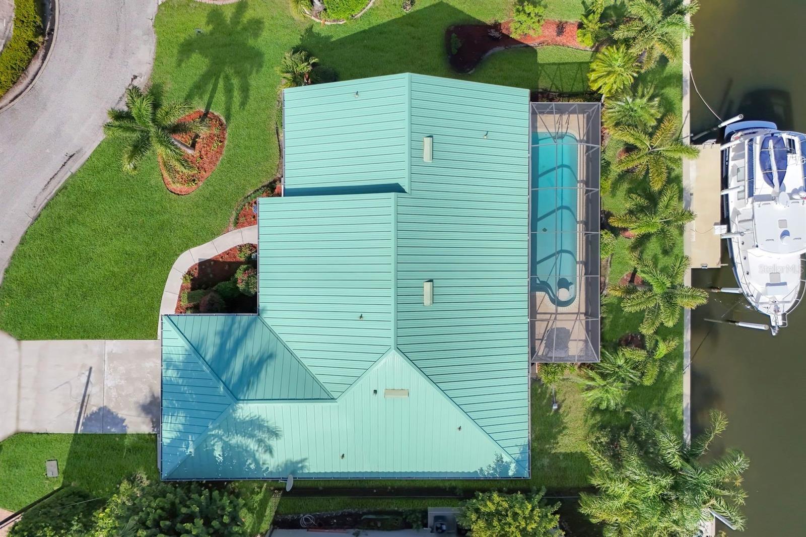 2174 BAYOU RD, PUNTA GORDA, FL, 33950