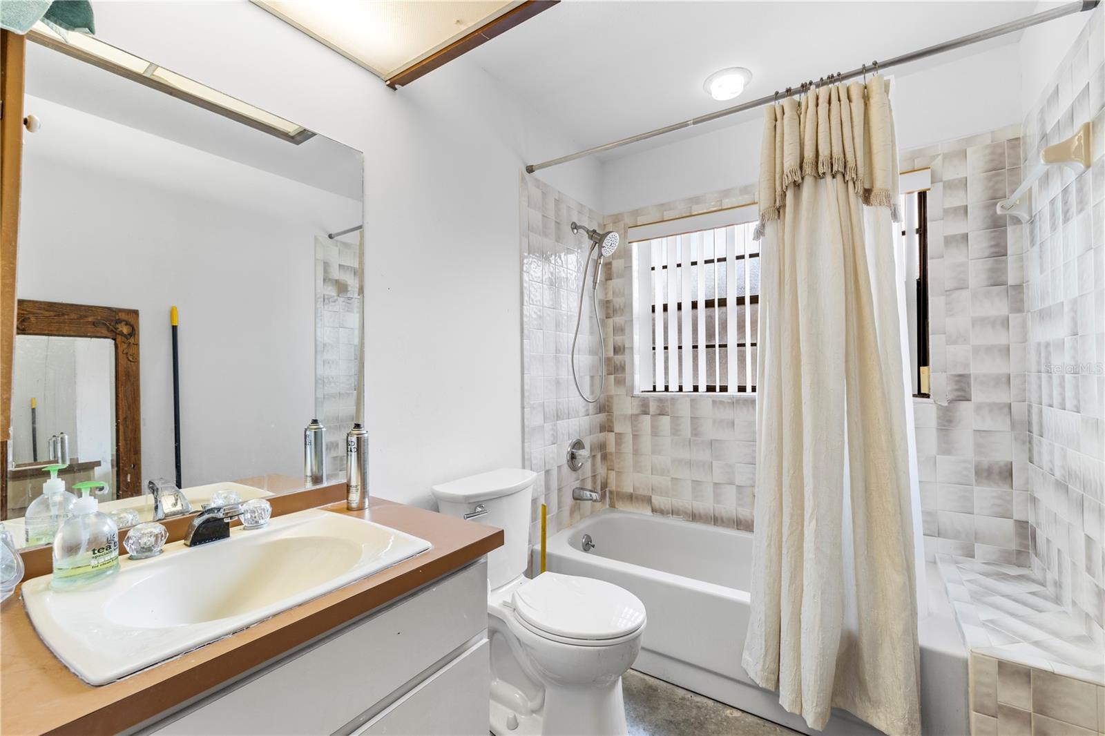 2008 SYCAMORE LN, PLANT CITY, FL, 33563