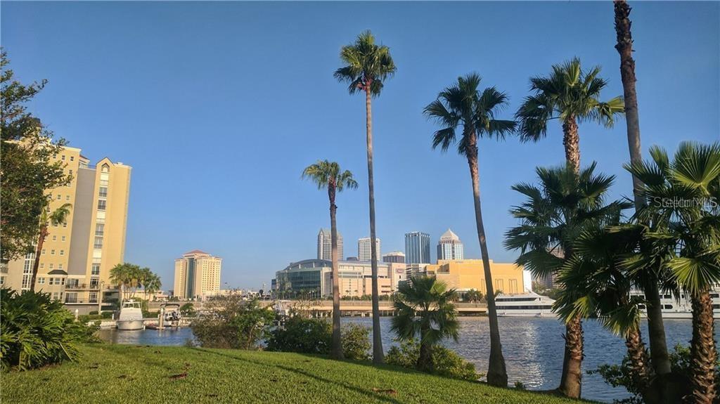 617 ISLAND PLACE WAY, TAMPA, FL, 33602