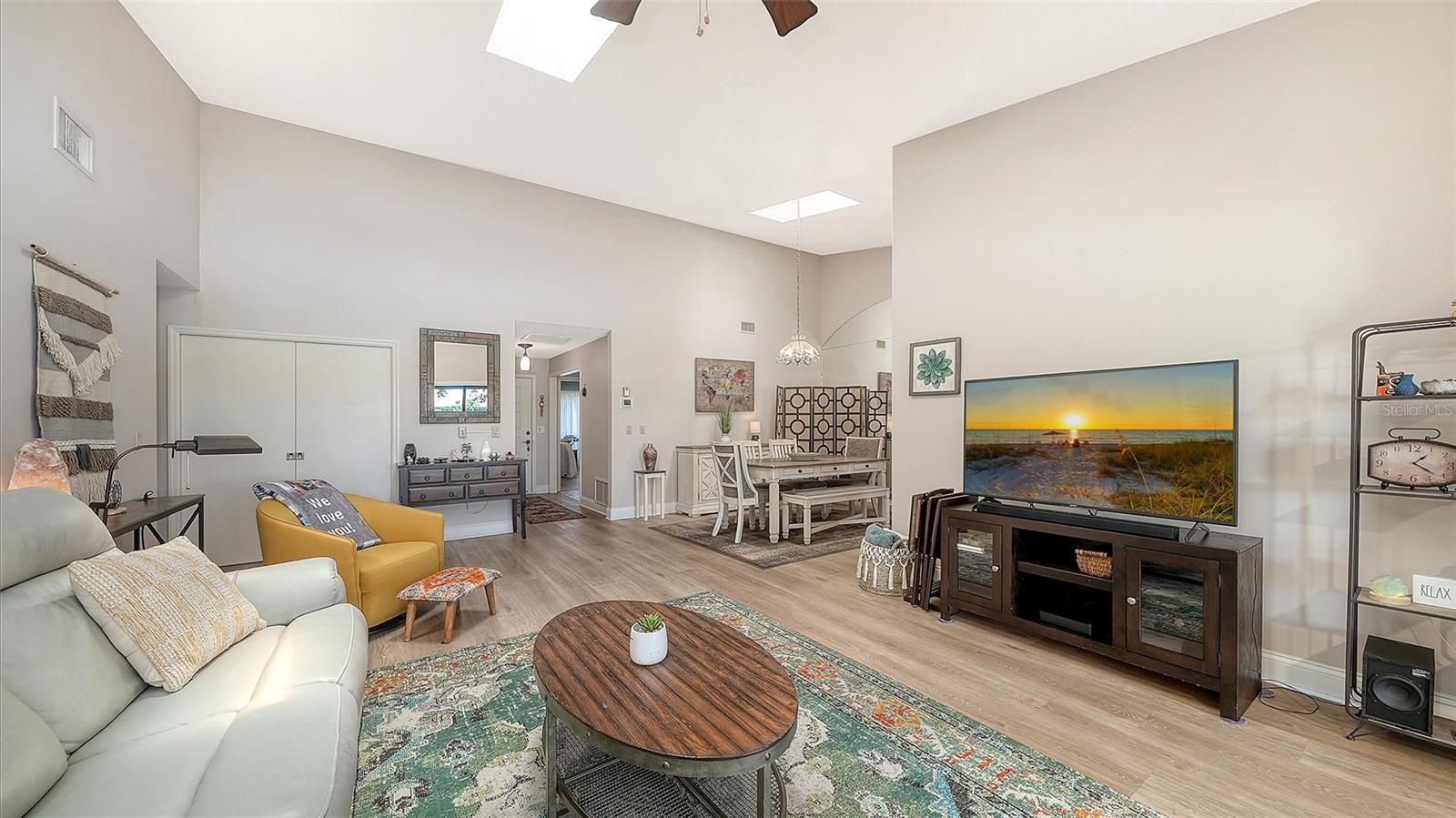 6048 WILSHIRE BLVD #2, SARASOTA, FL, 34238