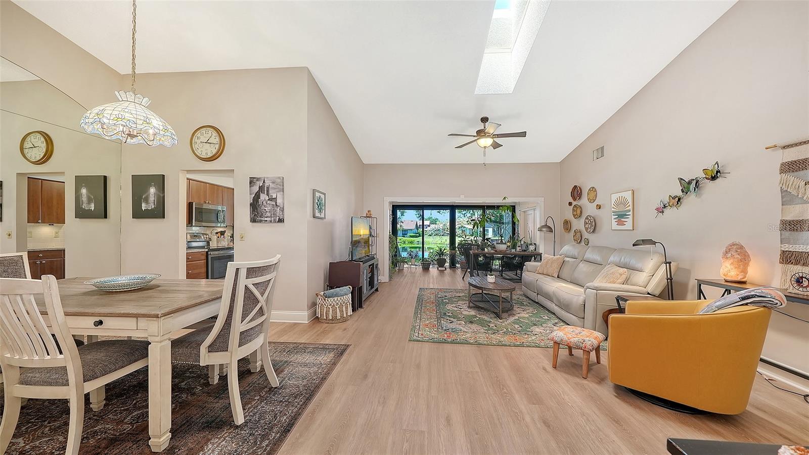 6048 WILSHIRE BLVD #2, SARASOTA, FL, 34238