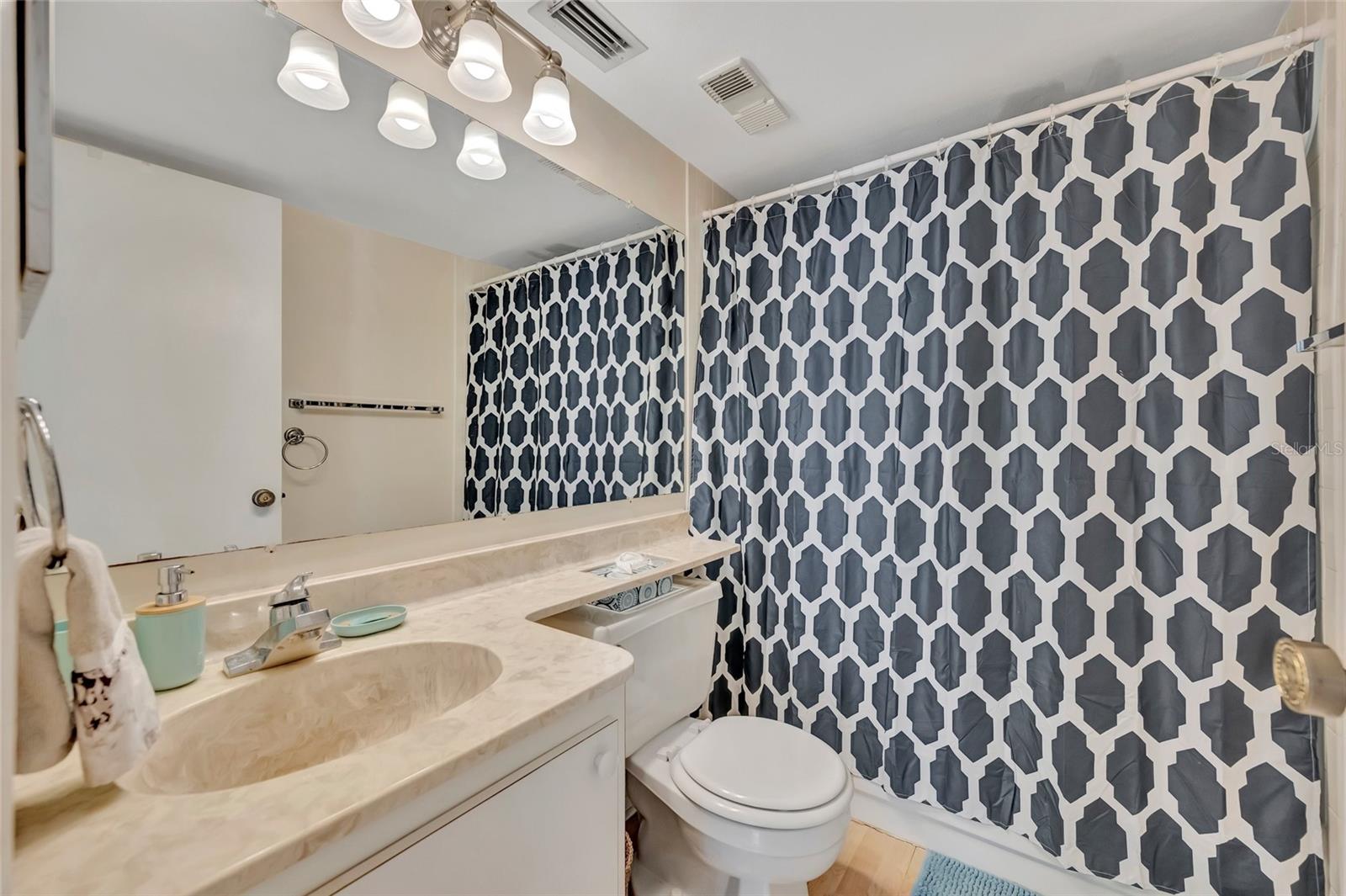 3221 BENEVA RD #102, SARASOTA, FL, 34232