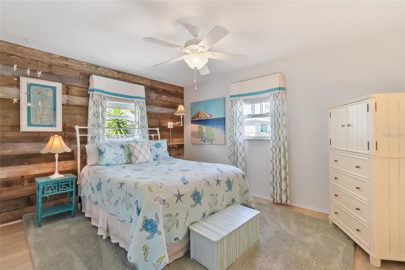 2905 AVENUE C, HOLMES BEACH, FL, 34217