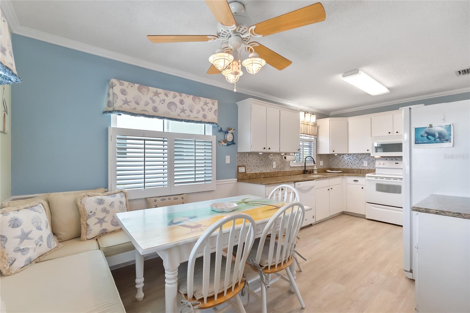 2905 AVENUE C, HOLMES BEACH, FL, 34217