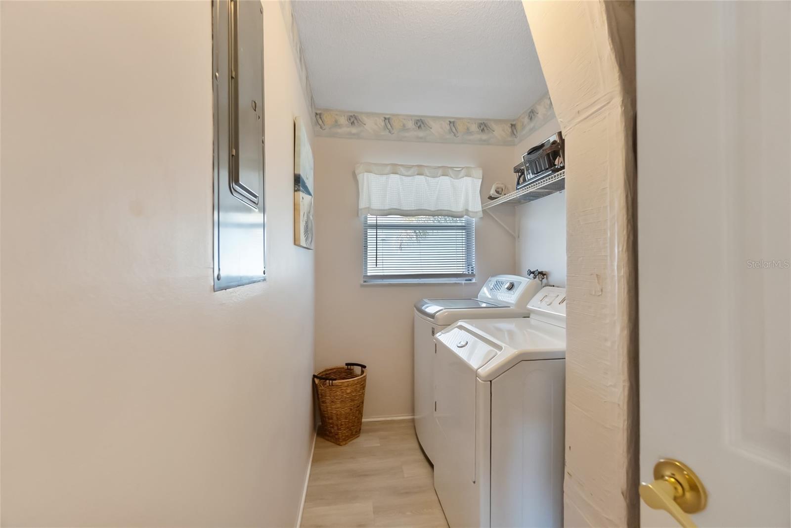 2905 AVENUE C, HOLMES BEACH, FL, 34217