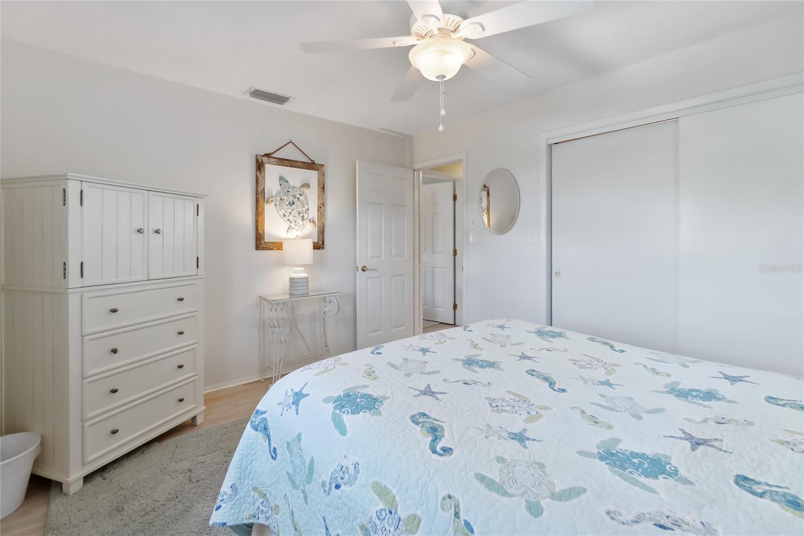 2905 AVENUE C, HOLMES BEACH, FL, 34217