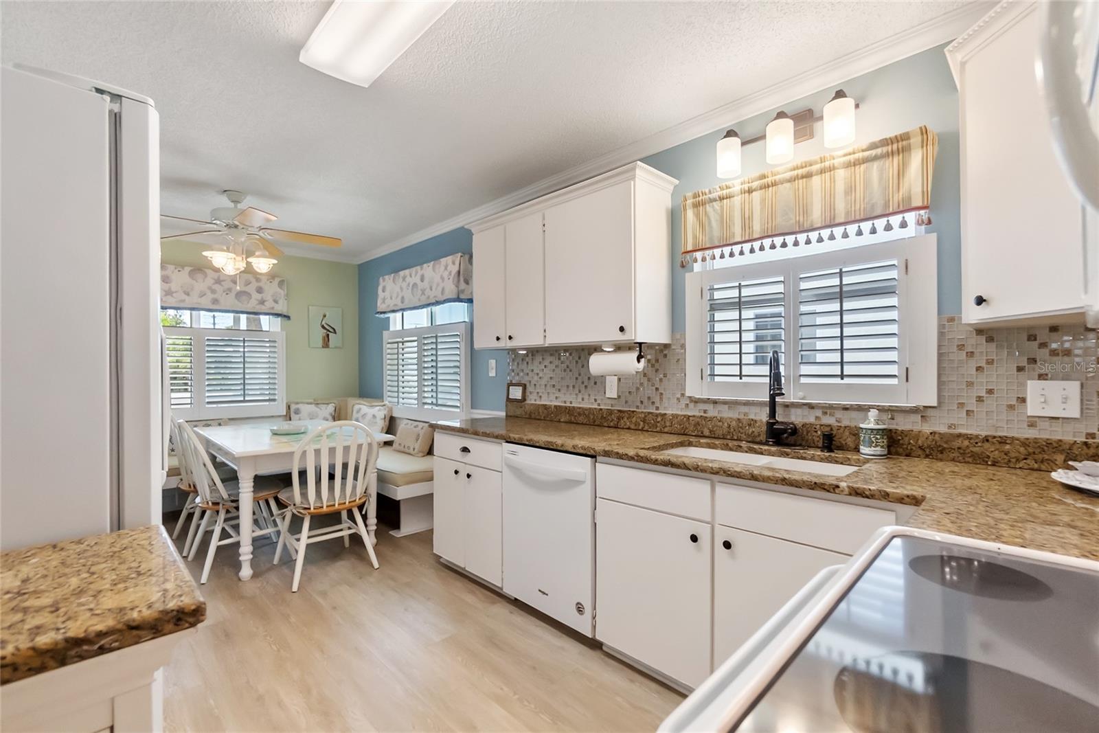 2905 AVENUE C, HOLMES BEACH, FL, 34217