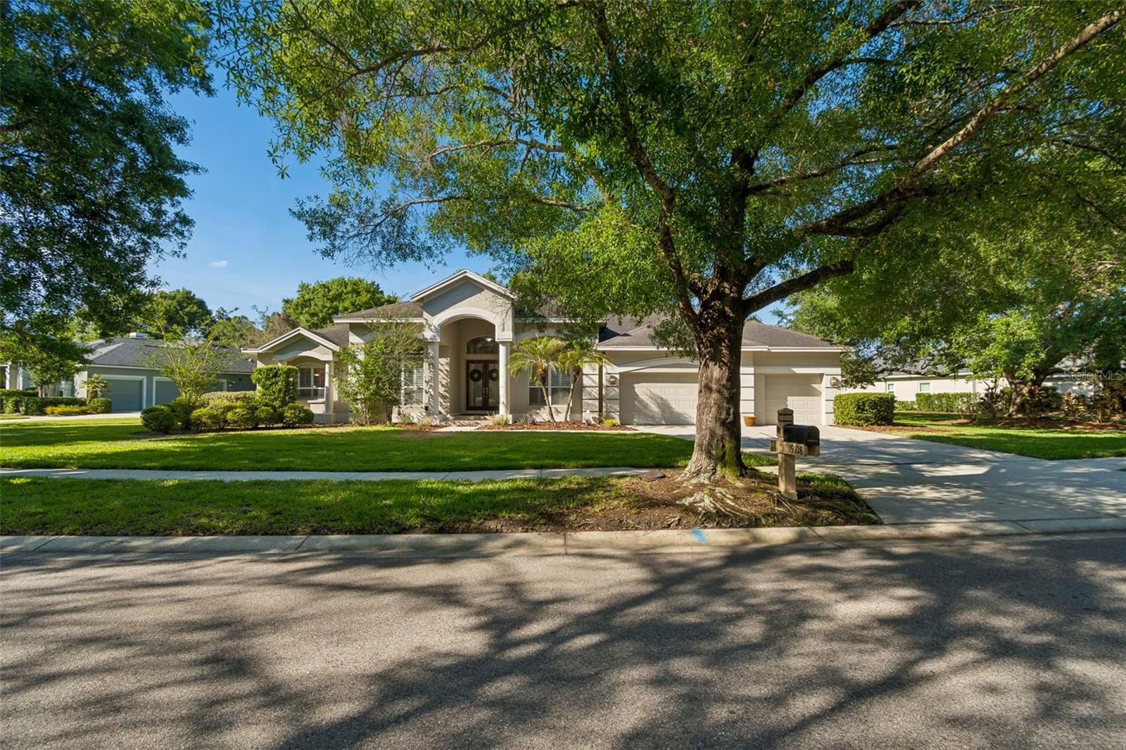 19108 CENTRE ROSE BLVD, LUTZ, FL, 33558