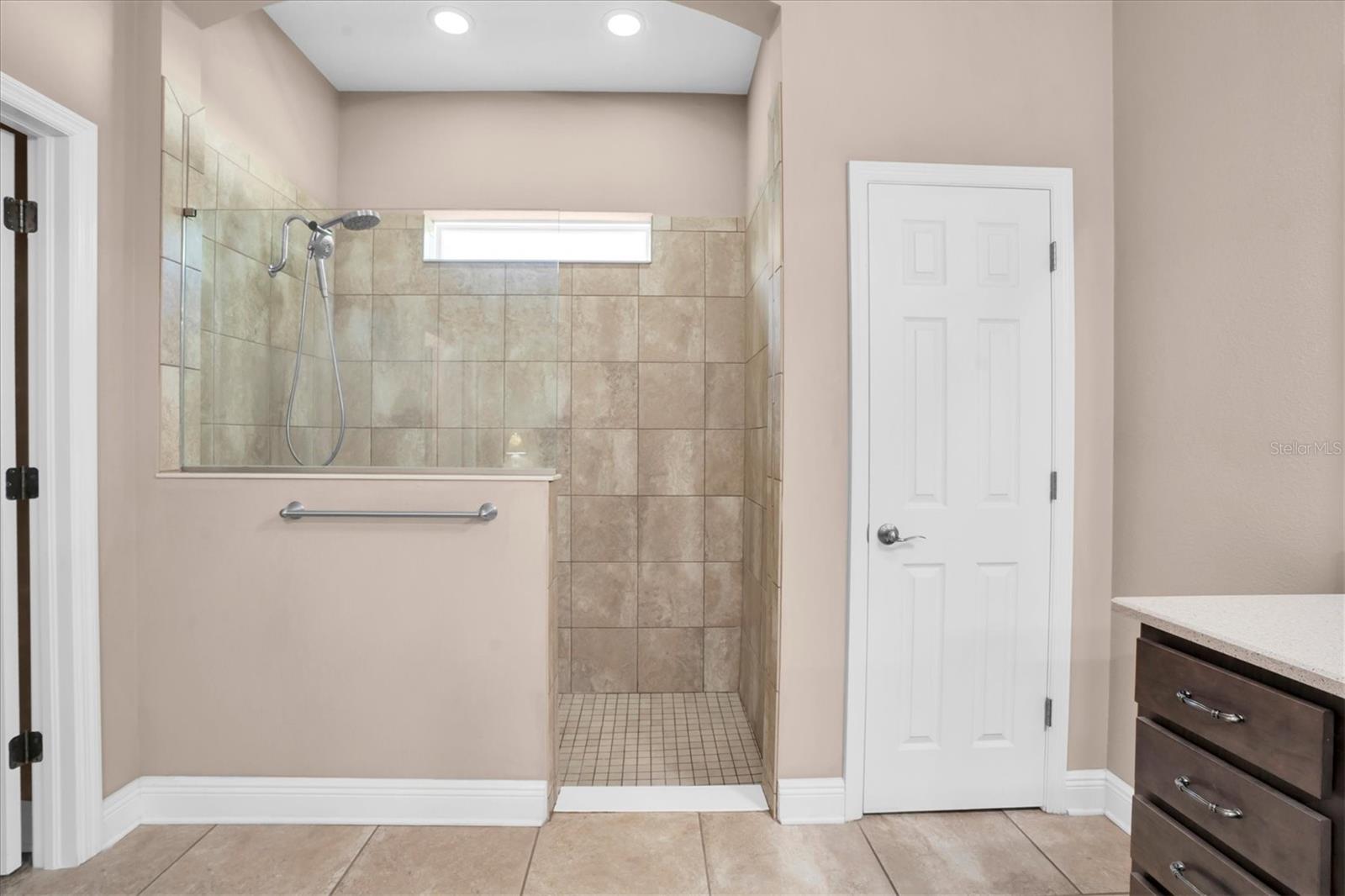 1212 LOREA LN, BRANDON, FL, 33511