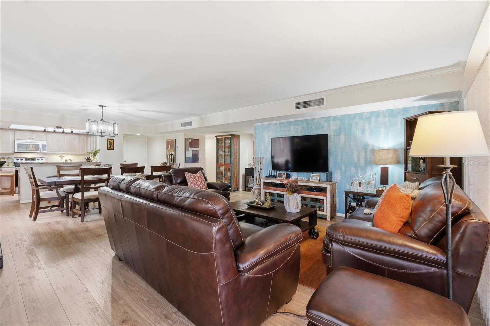 700 STARKEY RD #622, LARGO, FL, 33771