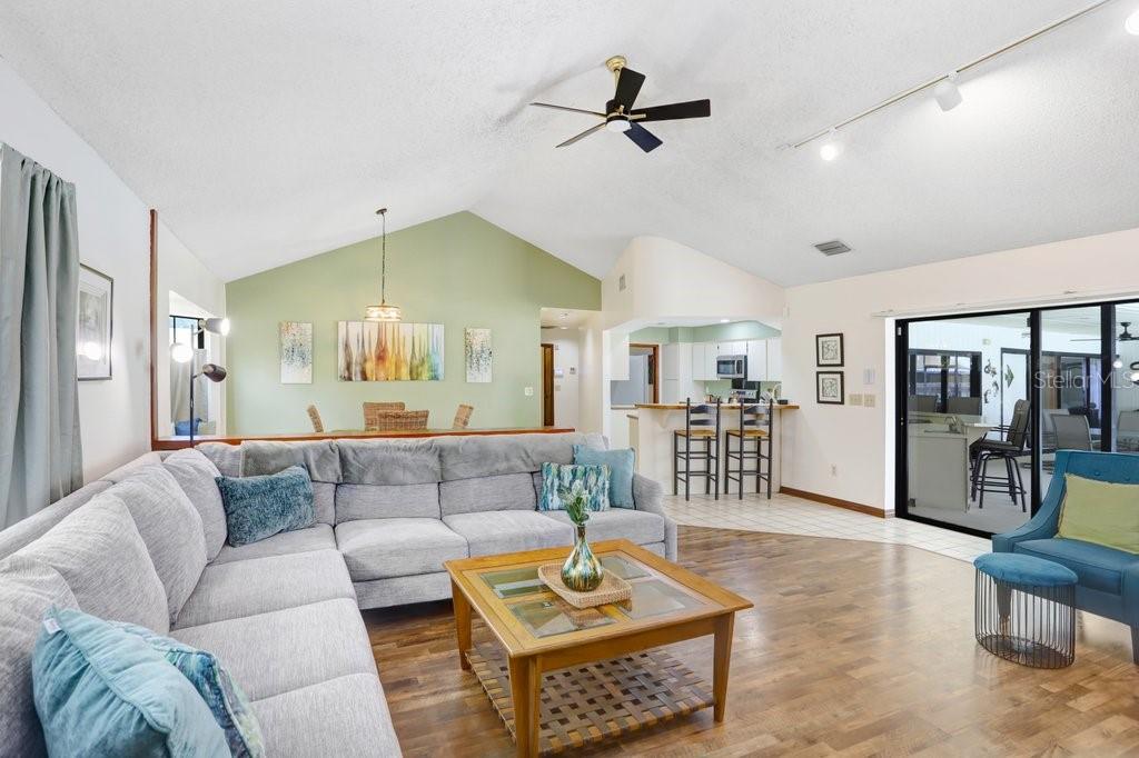 507 SPORTSMAN PARK DR, SEFFNER, FL, 33584