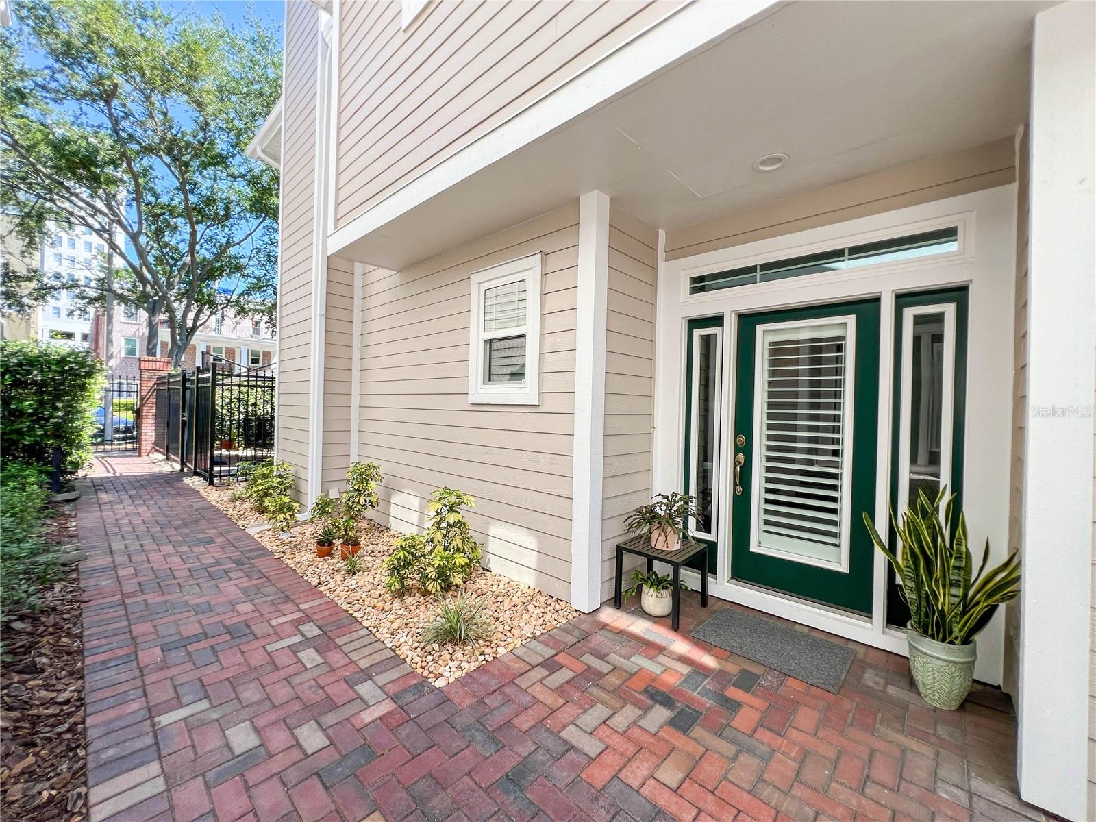 350 2ND ST N #8, ST PETERSBURG, FL, 33701