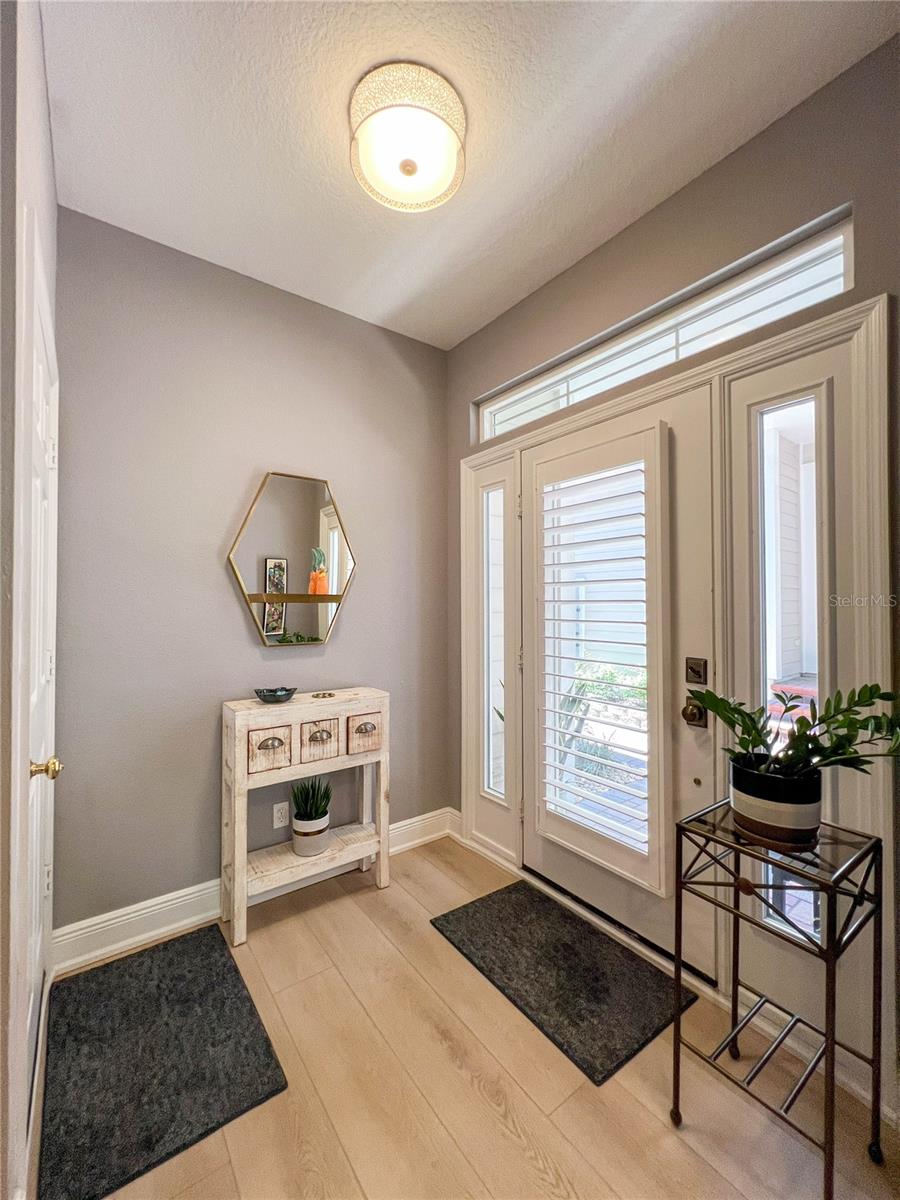 350 2ND ST N #8, ST PETERSBURG, FL, 33701