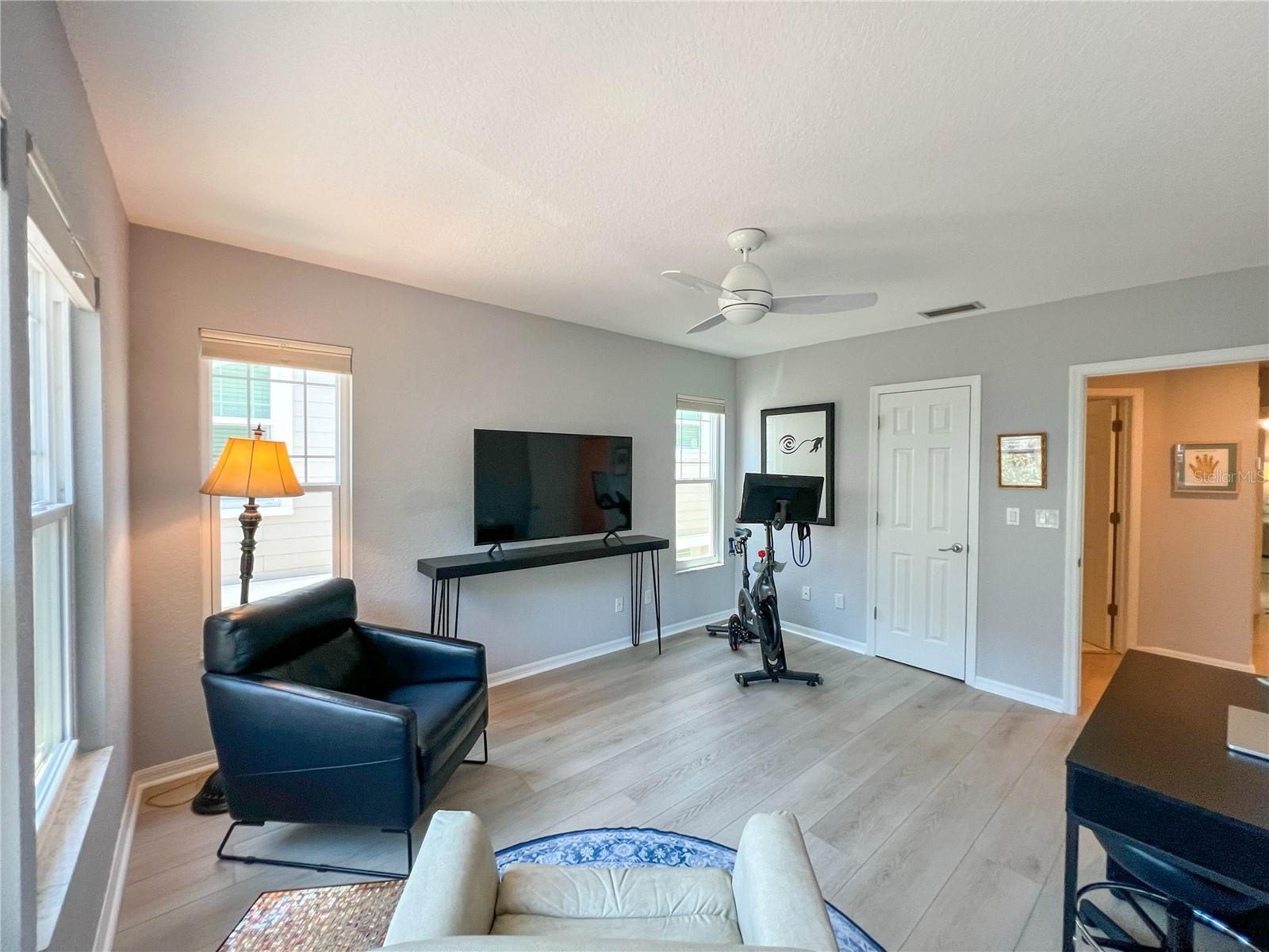 350 2ND ST N #8, ST PETERSBURG, FL, 33701