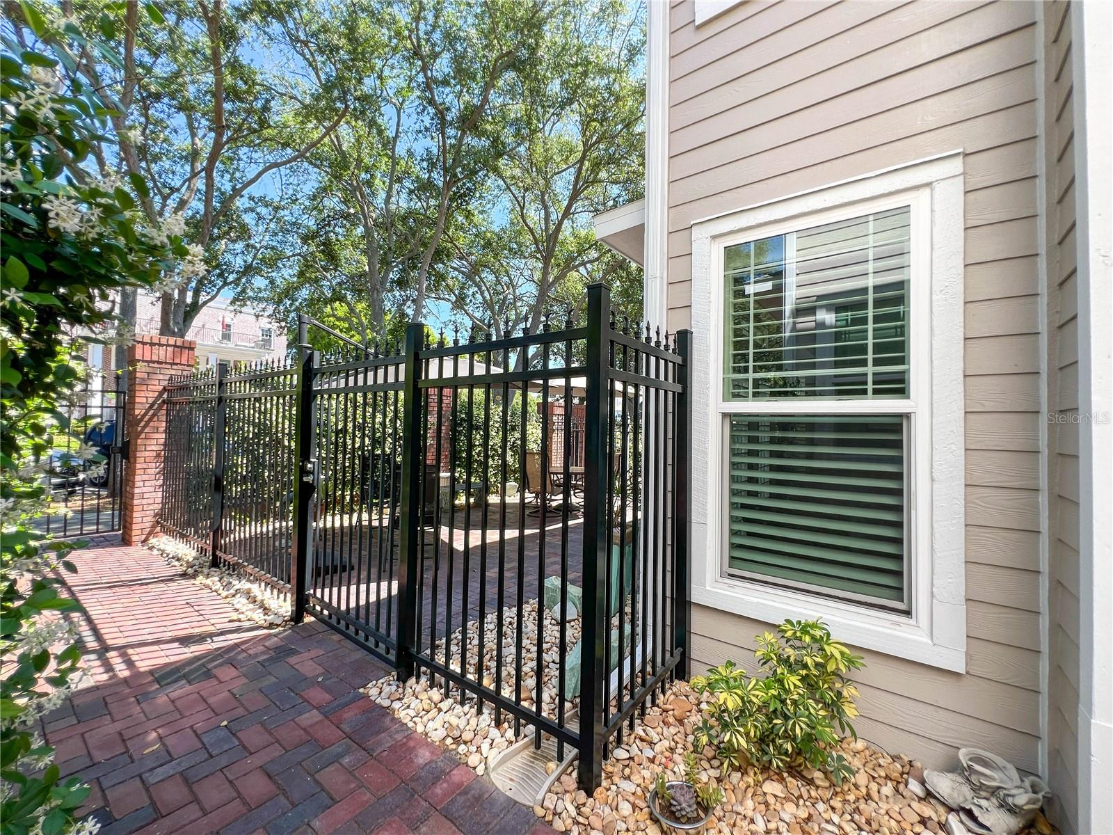 350 2ND ST N #8, ST PETERSBURG, FL, 33701