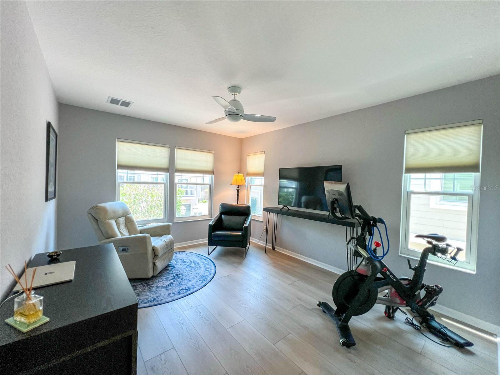 350 2ND ST N #8, ST PETERSBURG, FL, 33701