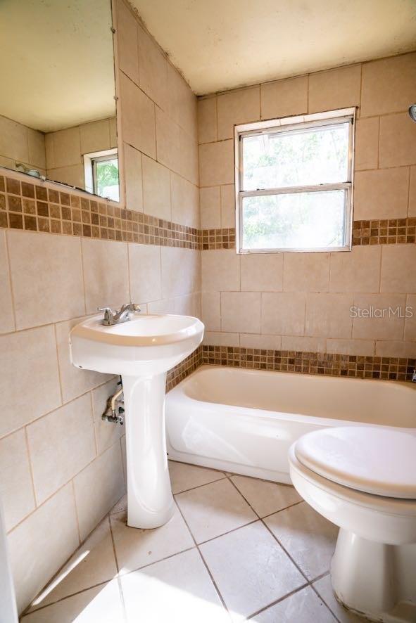 1424 NE 1ST AVE, GAINESVILLE, FL, 32641