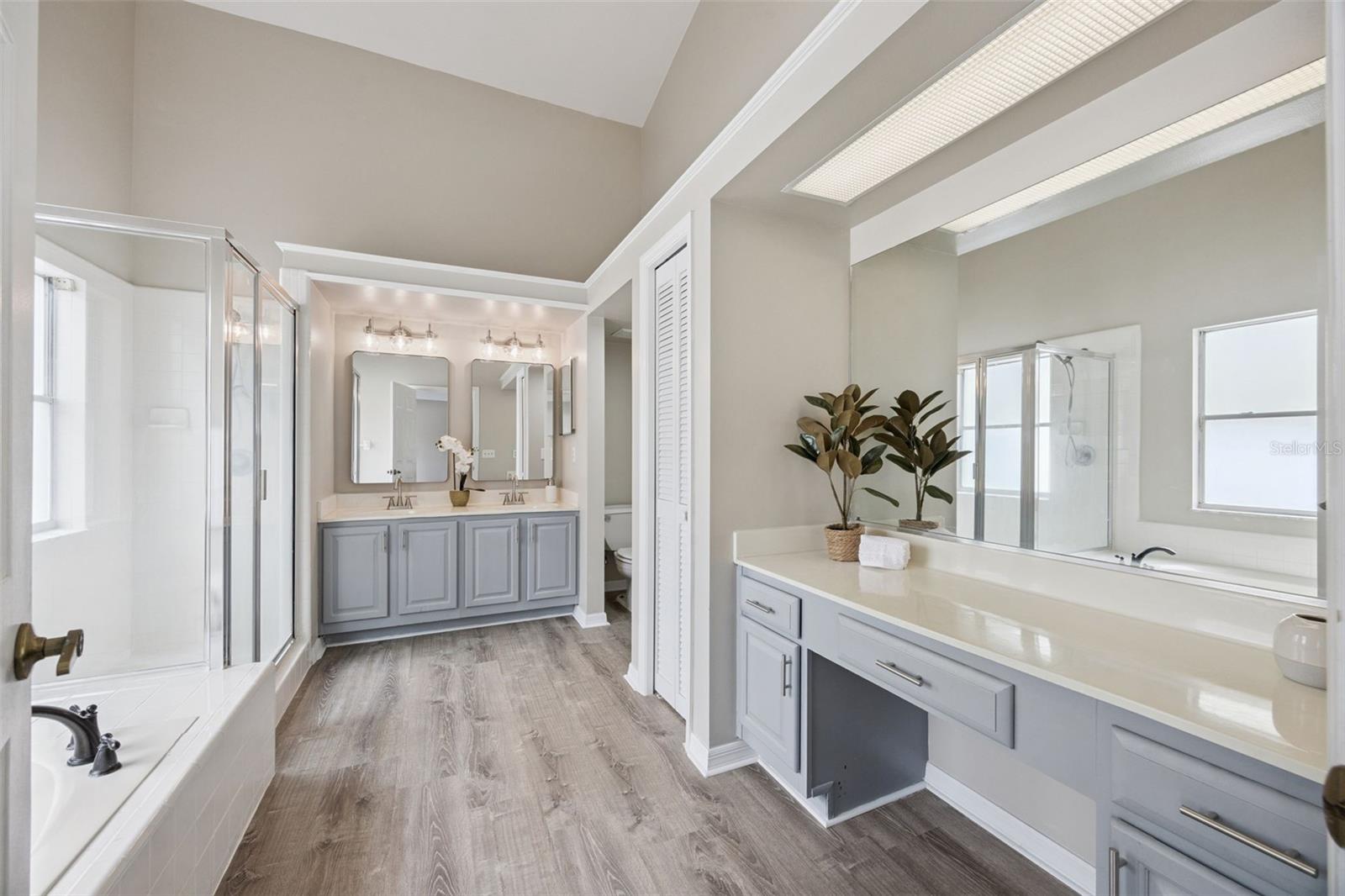 12942 FORESTEDGE CIR, ORLANDO, FL, 32828