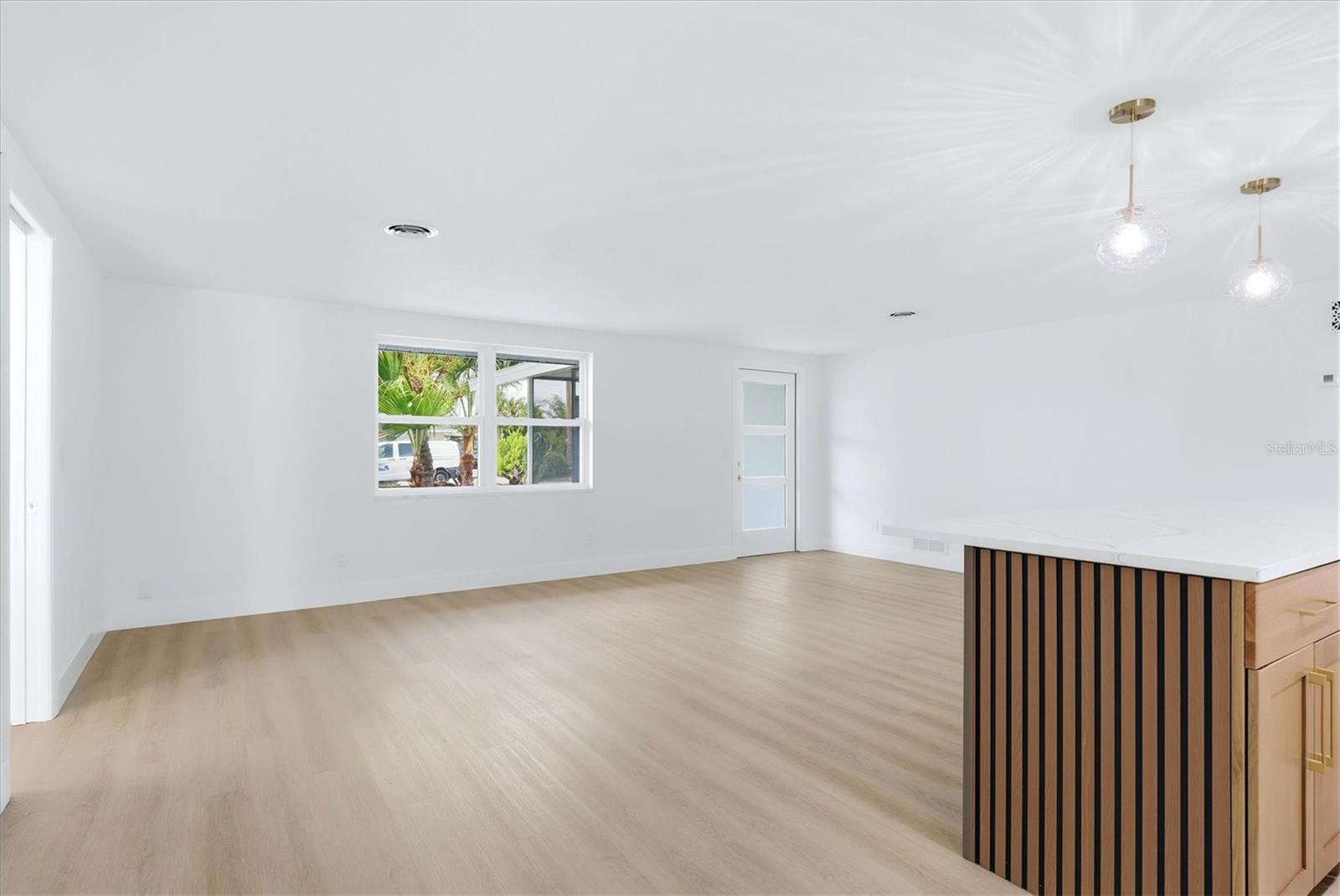 761 S VENICE BLVD, VENICE, FL, 34293