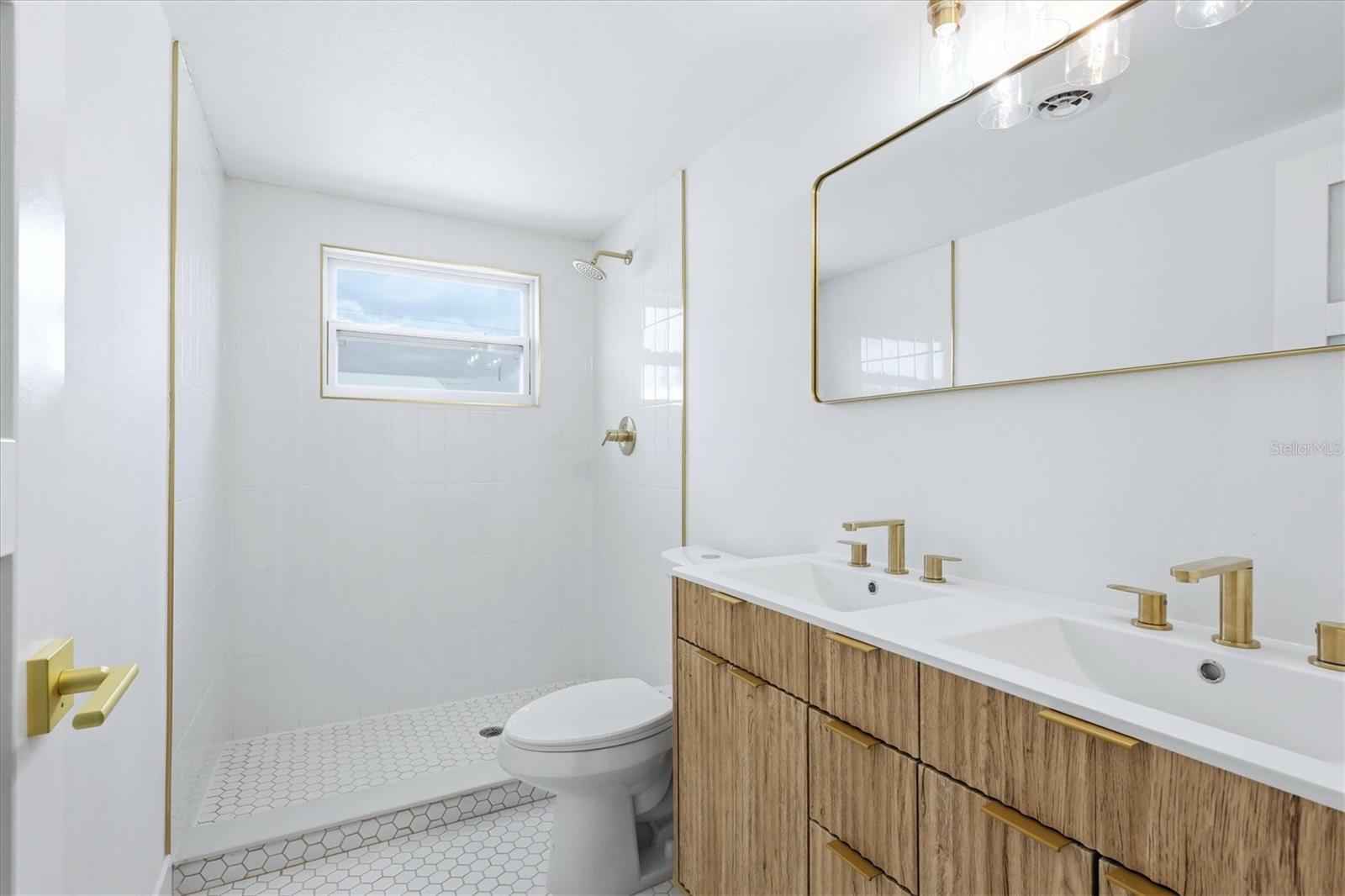 761 S VENICE BLVD, VENICE, FL, 34293