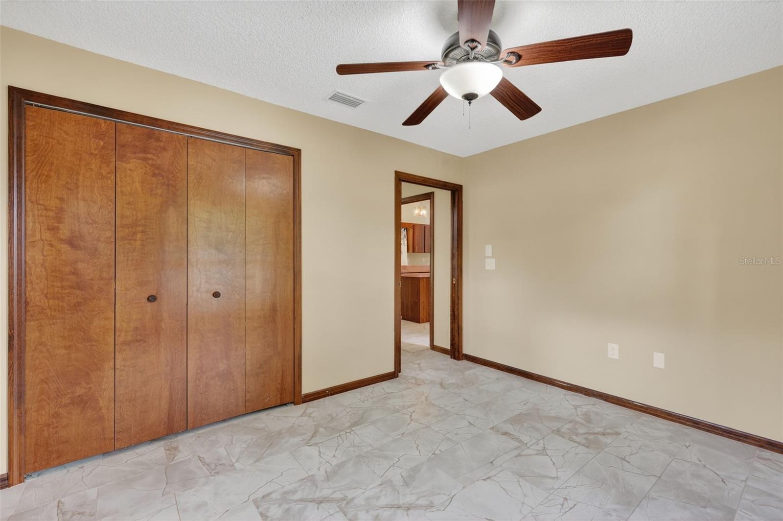 40248 ORANGE CIR, LADY LAKE, FL, 32159