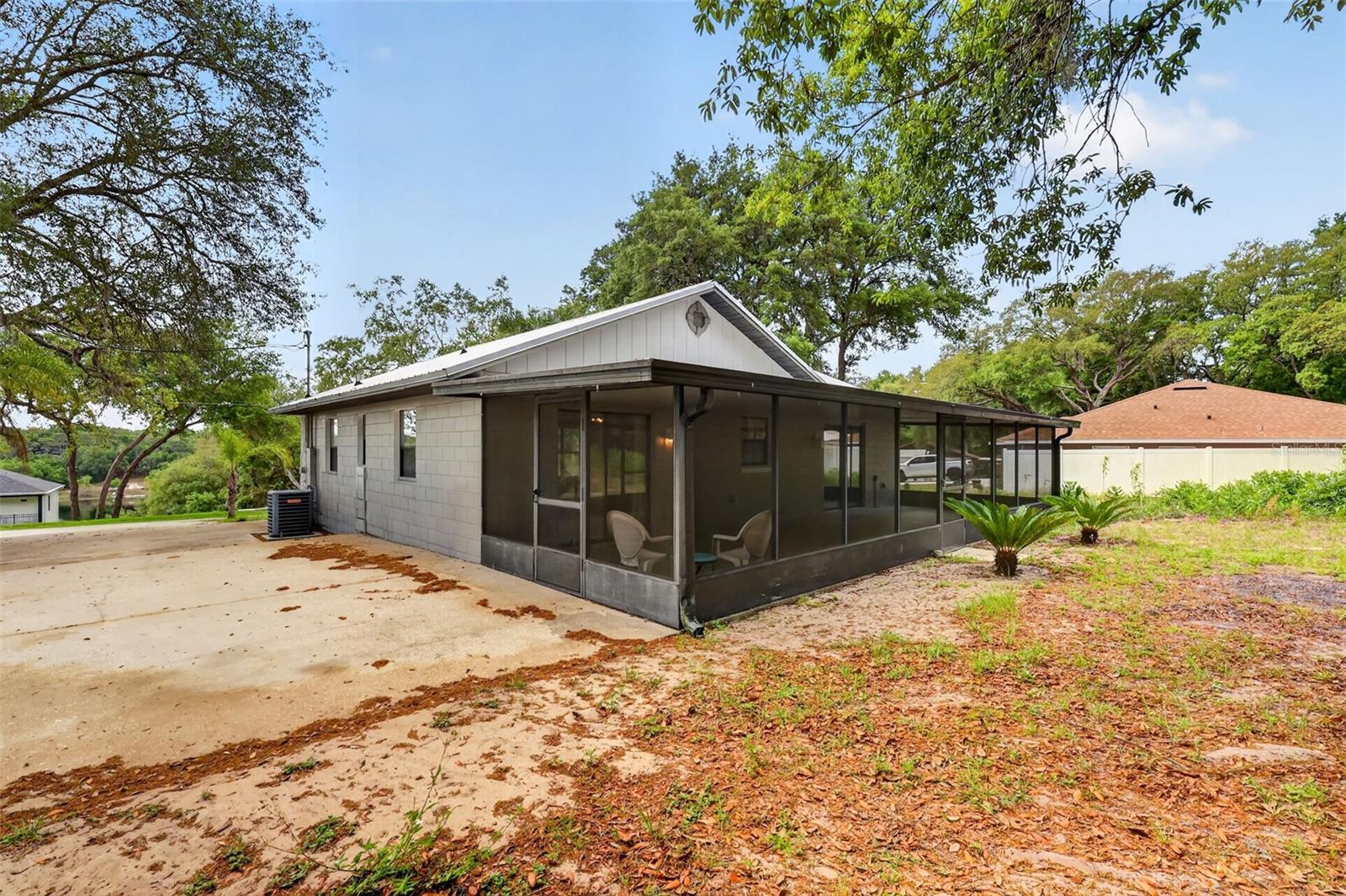 40248 ORANGE CIR, LADY LAKE, FL, 32159