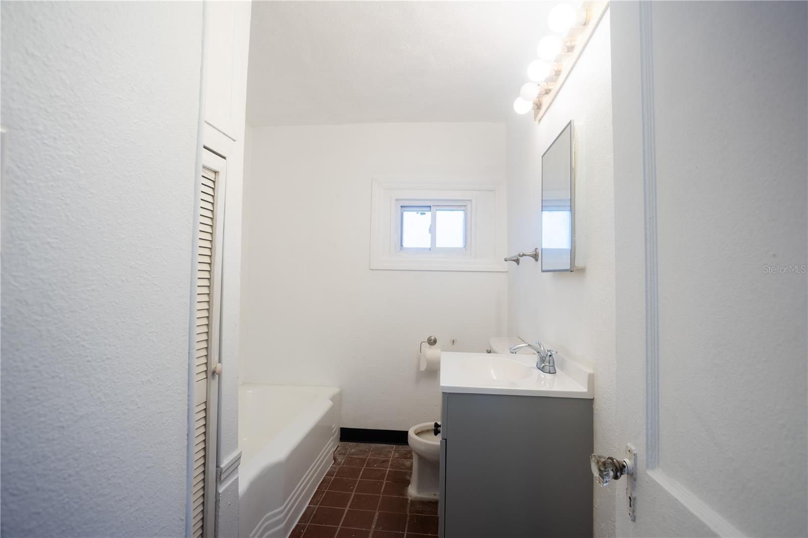 115 N 10TH ST, HAINES CITY, FL, 33844