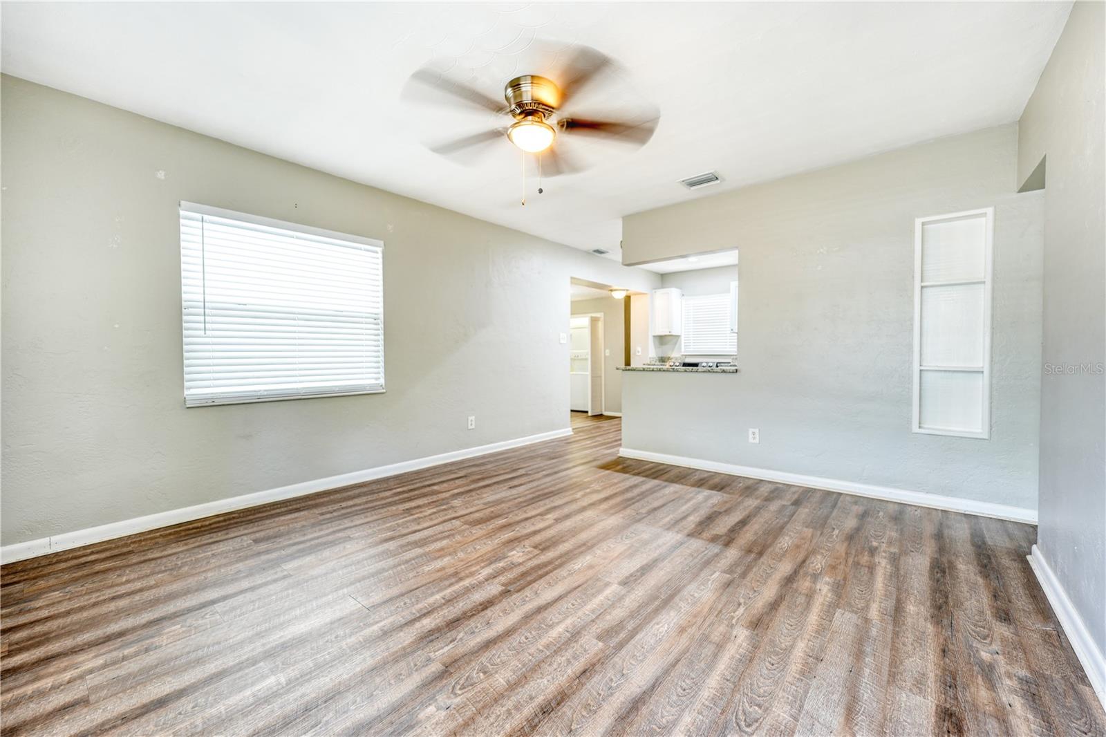 8086 28TH AVE N, ST PETERSBURG, FL, 33710