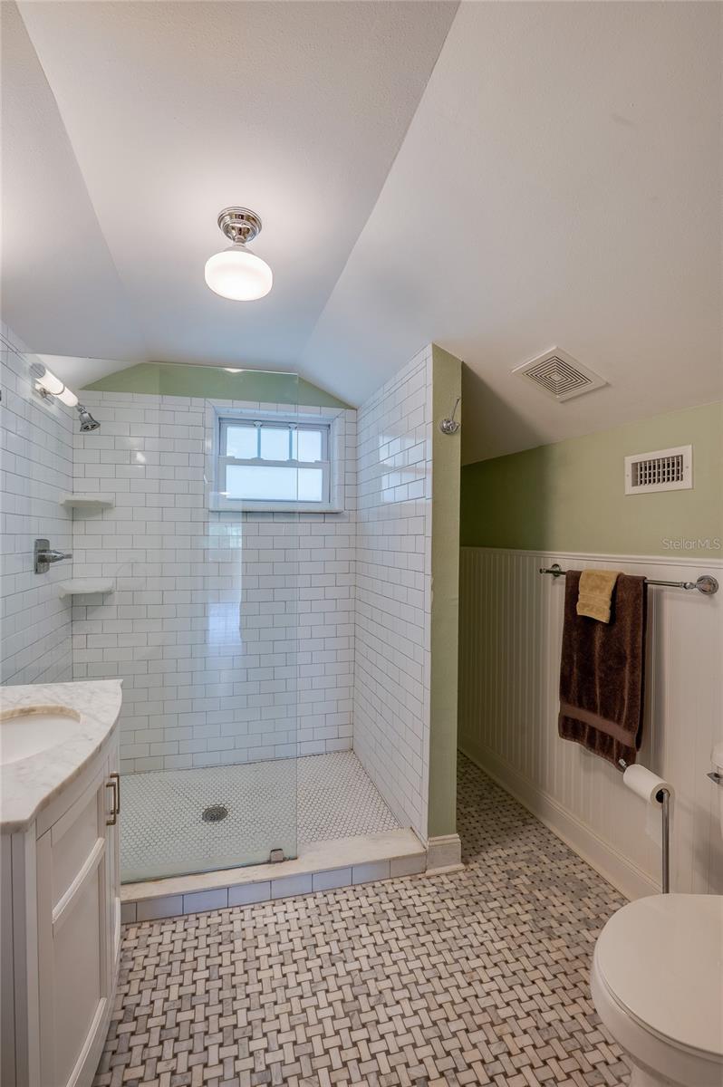 220 RIVERVIEW BLVD, DAYTONA BEACH, FL, 32118