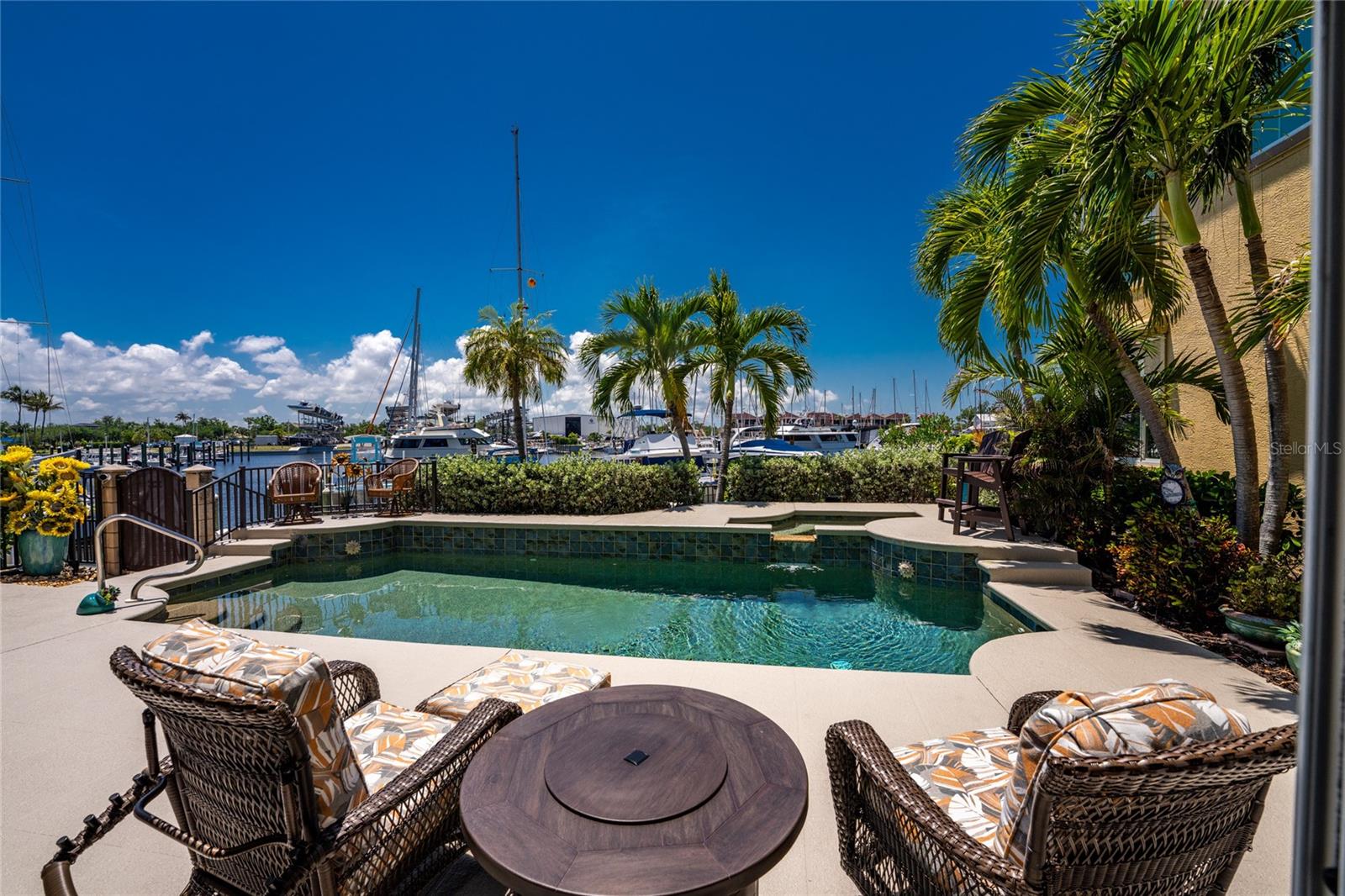 3213 SUNSET KEY CIR, PUNTA GORDA, FL, 33955