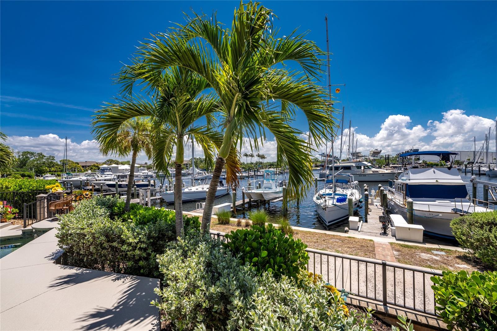3213 SUNSET KEY CIR, PUNTA GORDA, FL, 33955