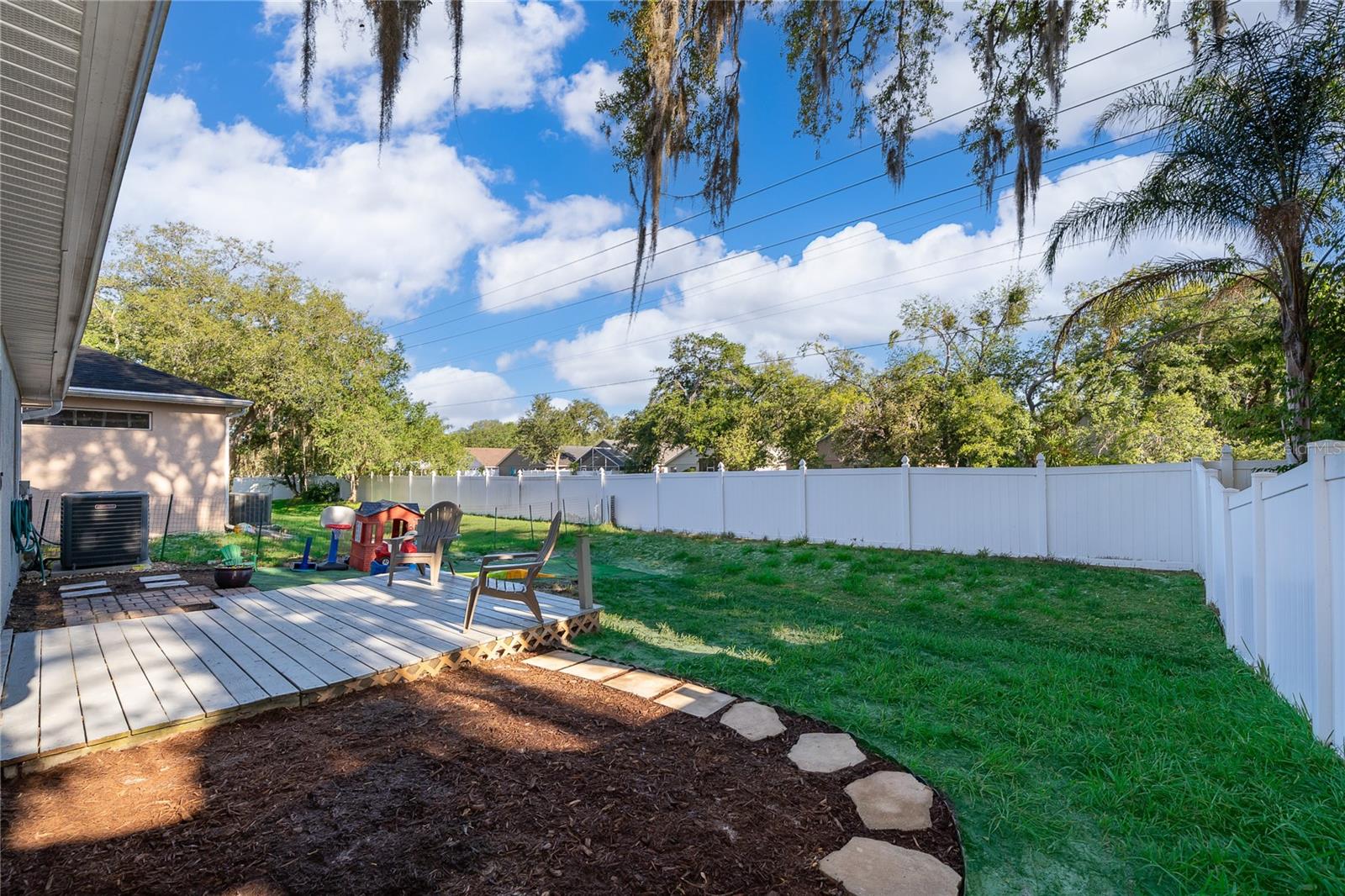 560 PLEASANT GROVE DR, WINTER SPRINGS, FL, 32708