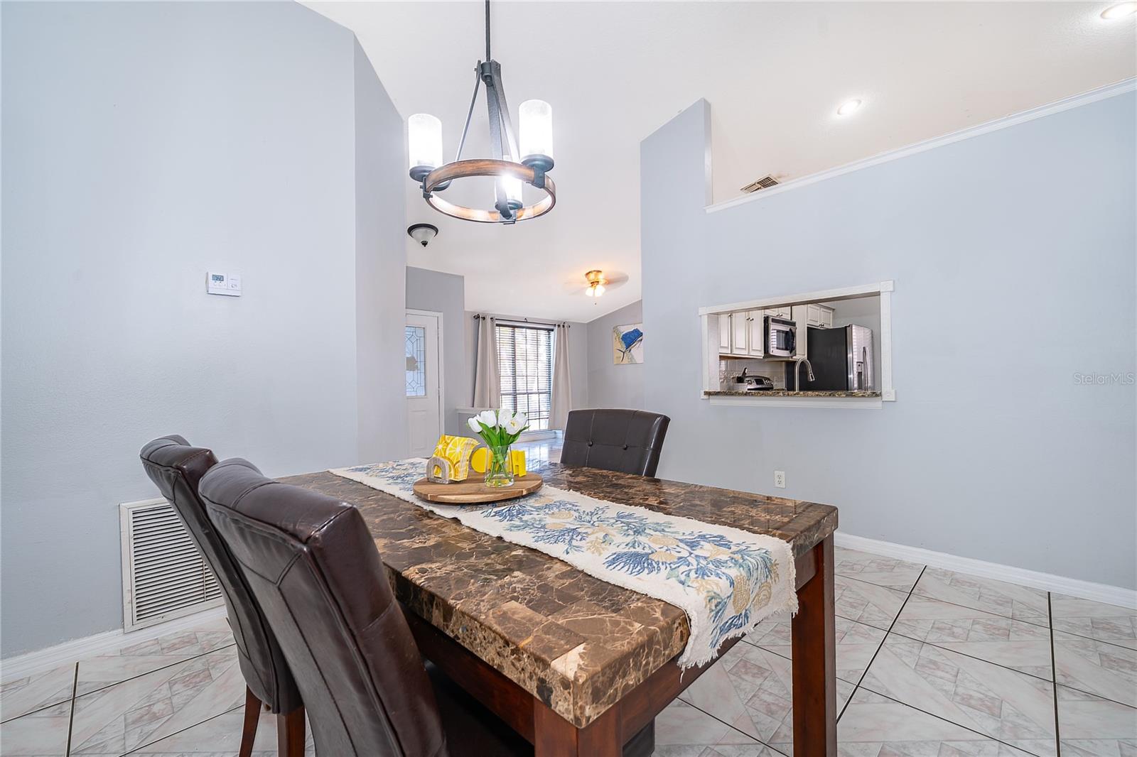 560 PLEASANT GROVE DR, WINTER SPRINGS, FL, 32708