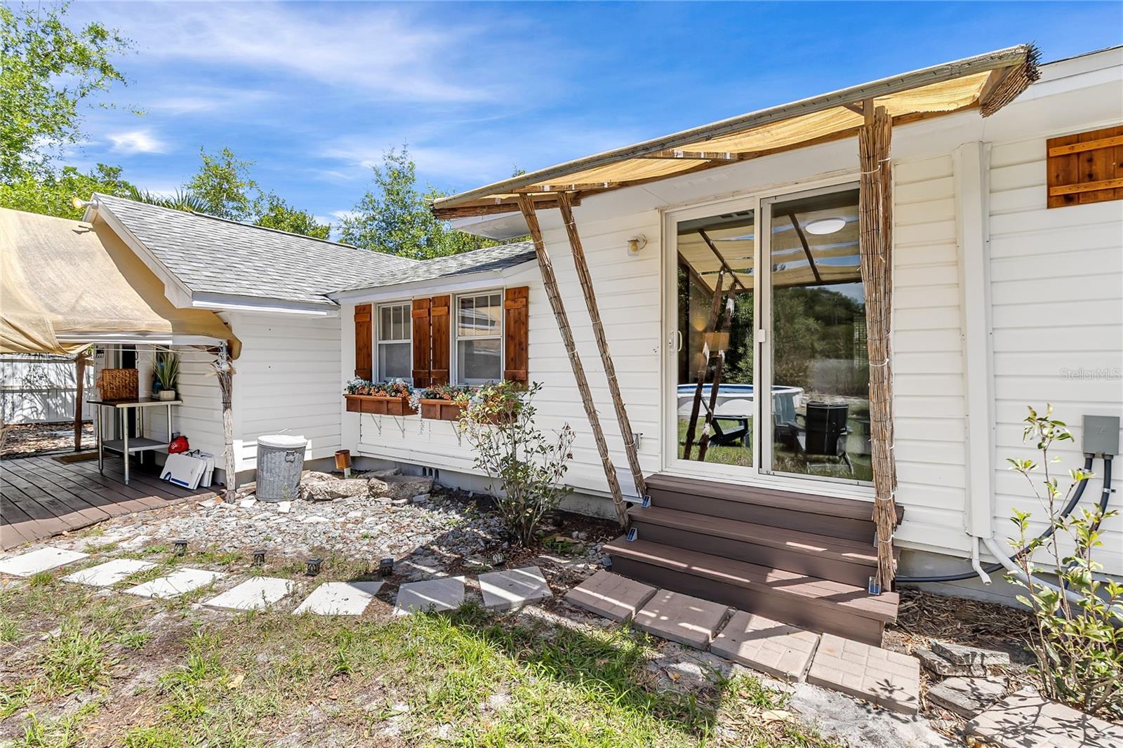 3560 MARTIN AVE, MOUNT DORA, FL, 32757