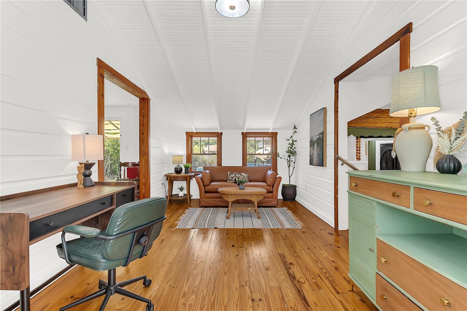 3560 MARTIN AVE, MOUNT DORA, FL, 32757