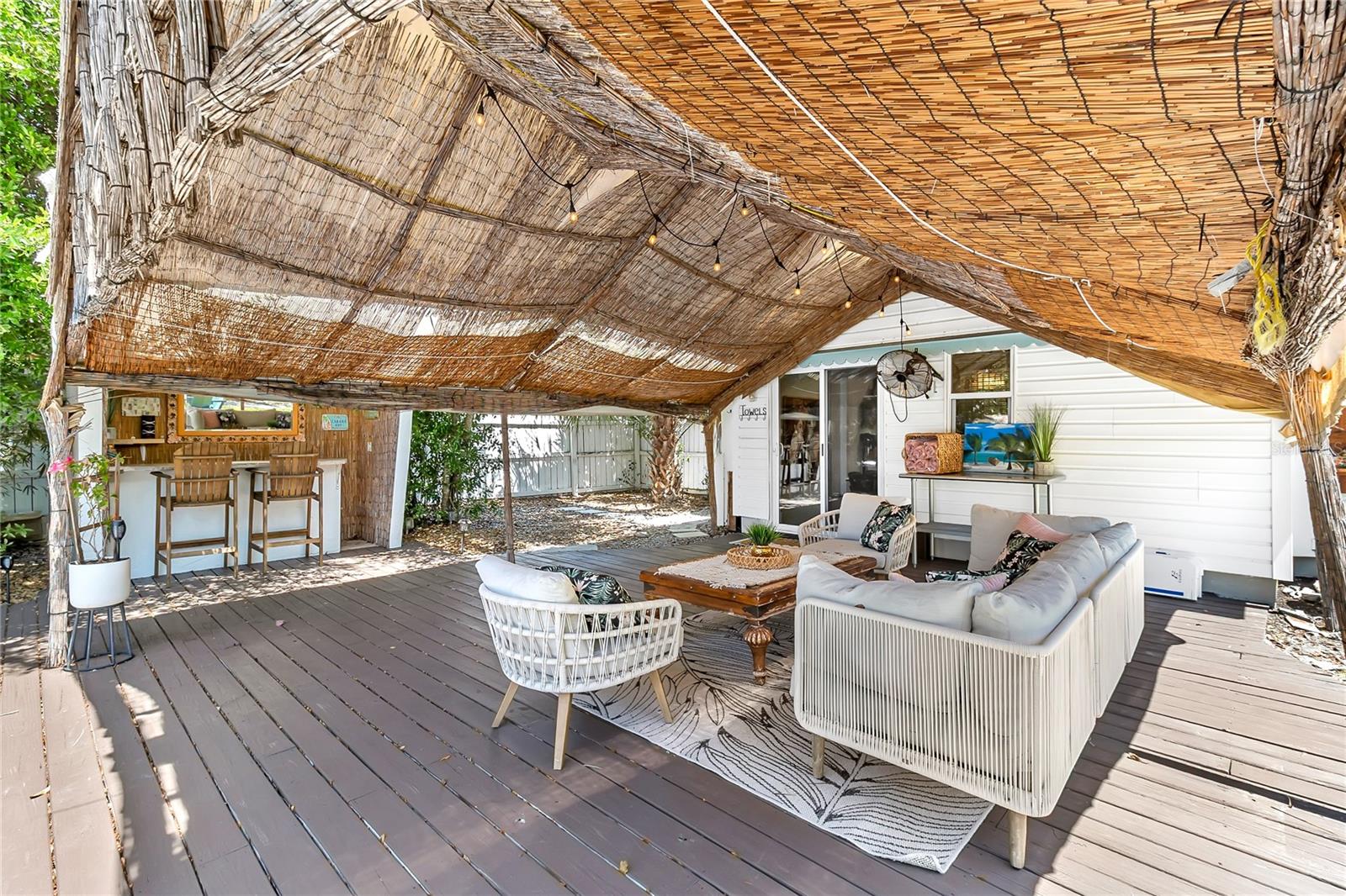 3560 MARTIN AVE, MOUNT DORA, FL, 32757