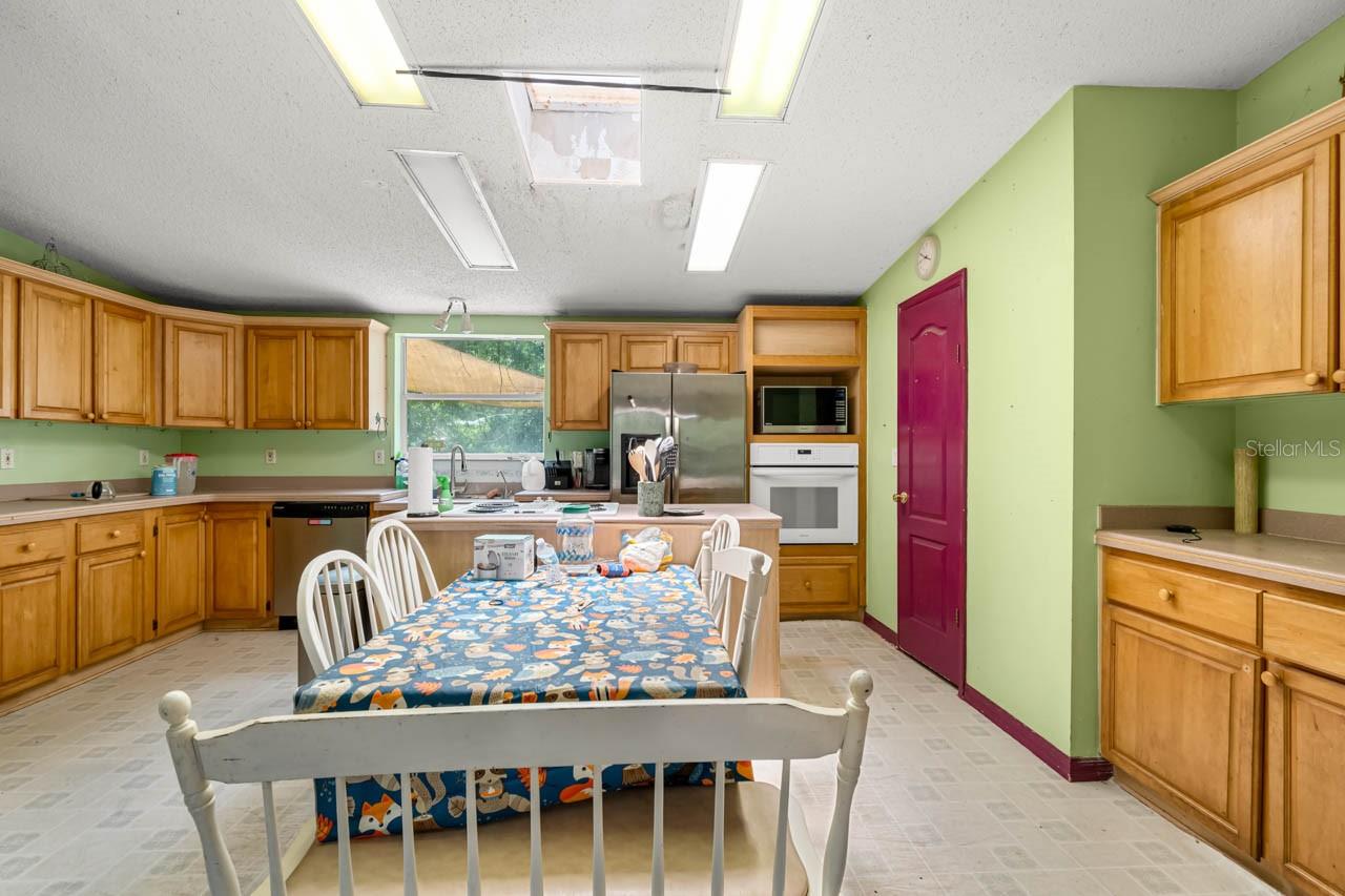 12730 BULLFROG CREEK RD, GIBSONTON, FL, 33534