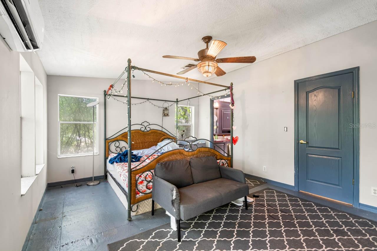 12730 BULLFROG CREEK RD, GIBSONTON, FL, 33534