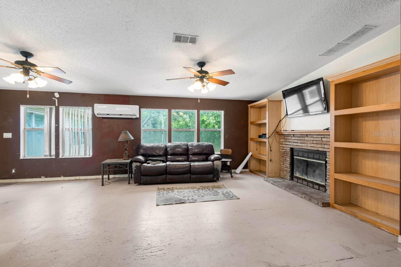 12730 BULLFROG CREEK RD, GIBSONTON, FL, 33534