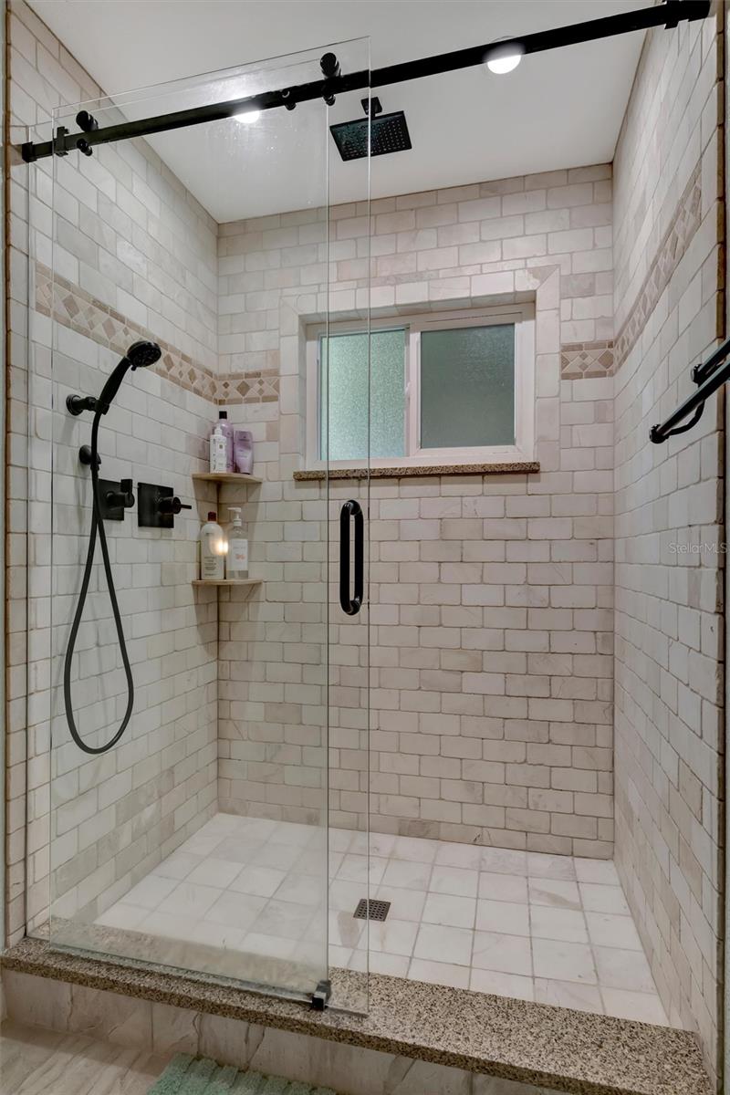 9782 55TH AVE N, ST PETERSBURG, FL, 33708