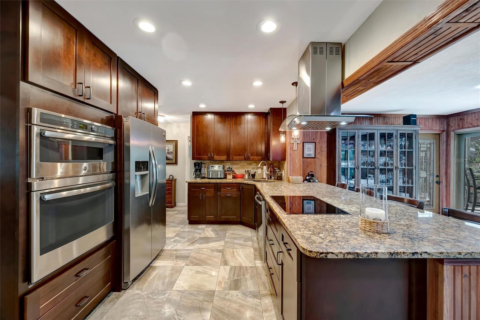 9782 55TH AVE N, ST PETERSBURG, FL, 33708