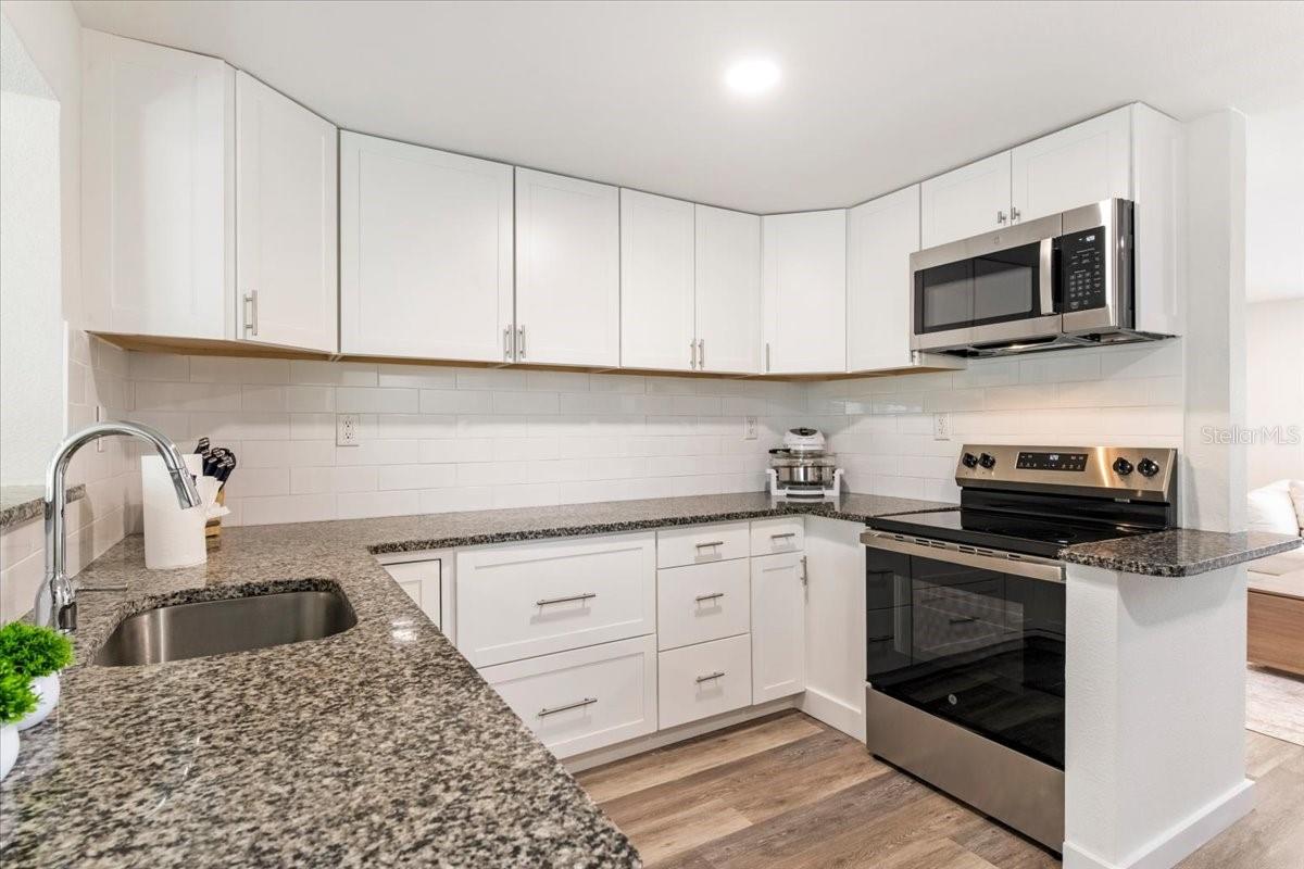 1160 OLYMPIA RD, VENICE, FL, 34293