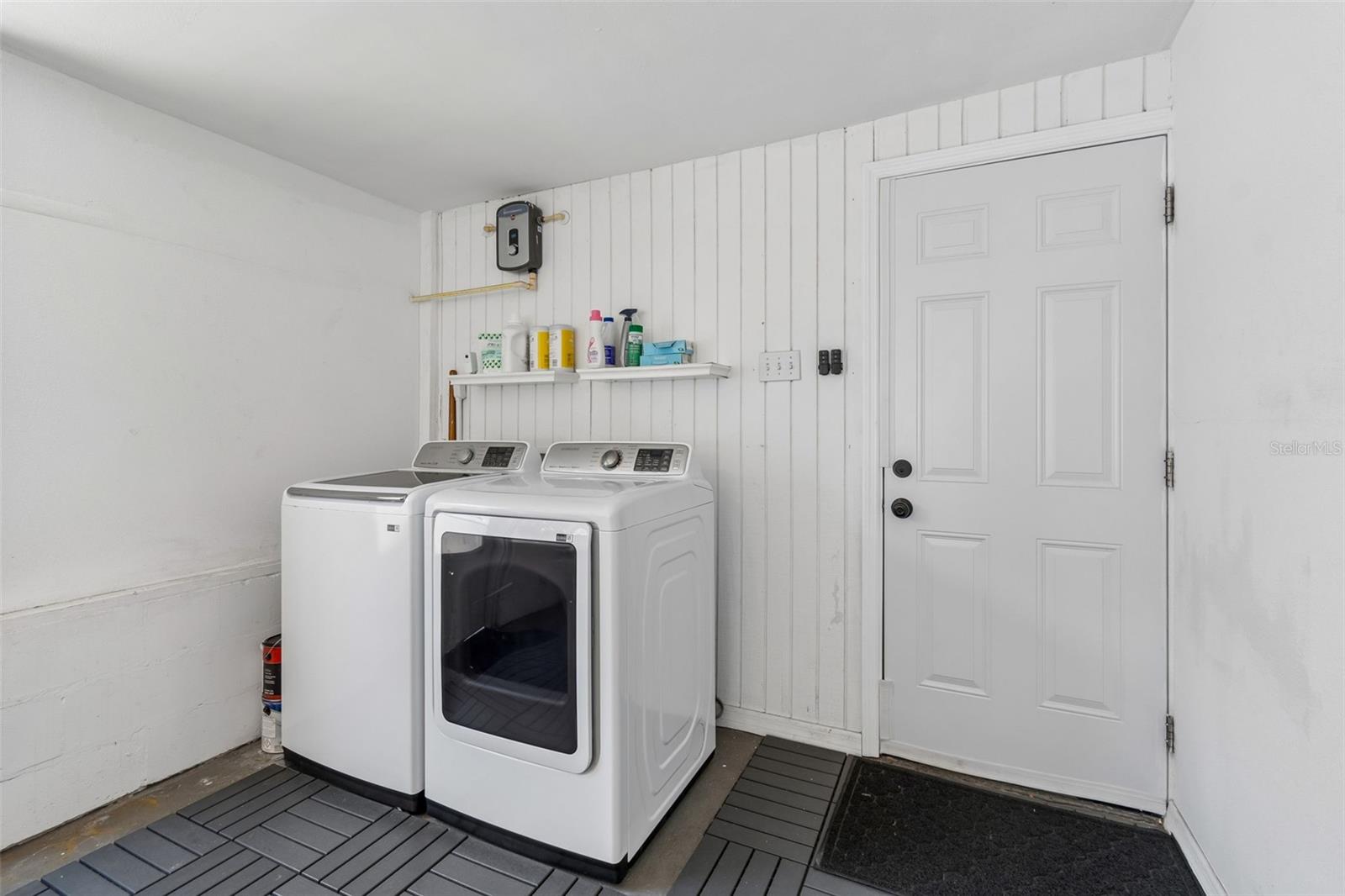 3320 W IOWA AVE, TAMPA, FL, 33611