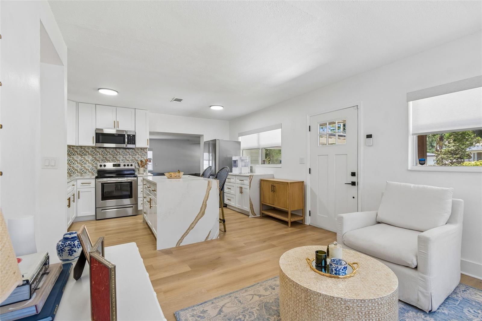 3320 W IOWA AVE, TAMPA, FL, 33611