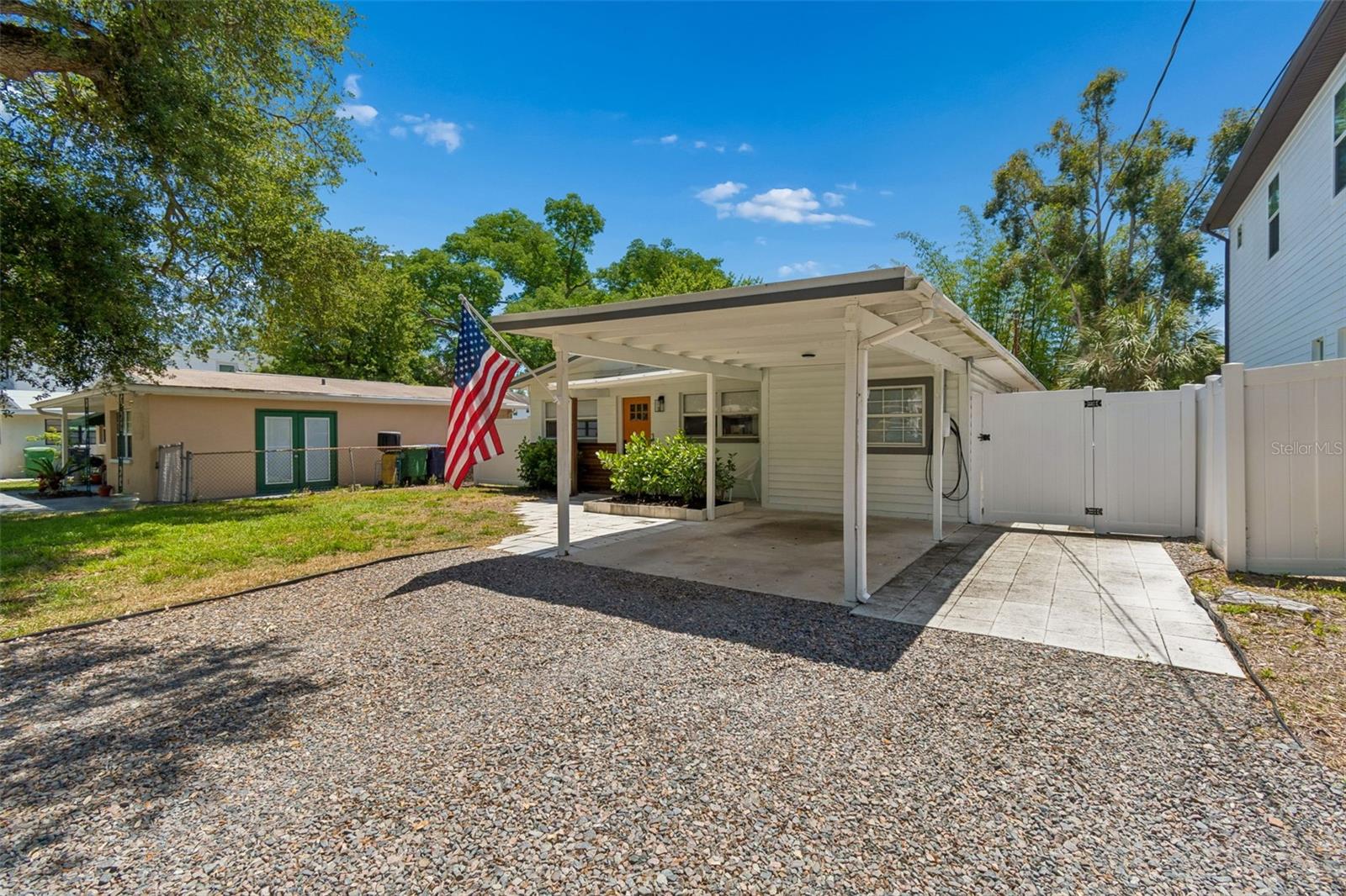 3320 W IOWA AVE, TAMPA, FL, 33611